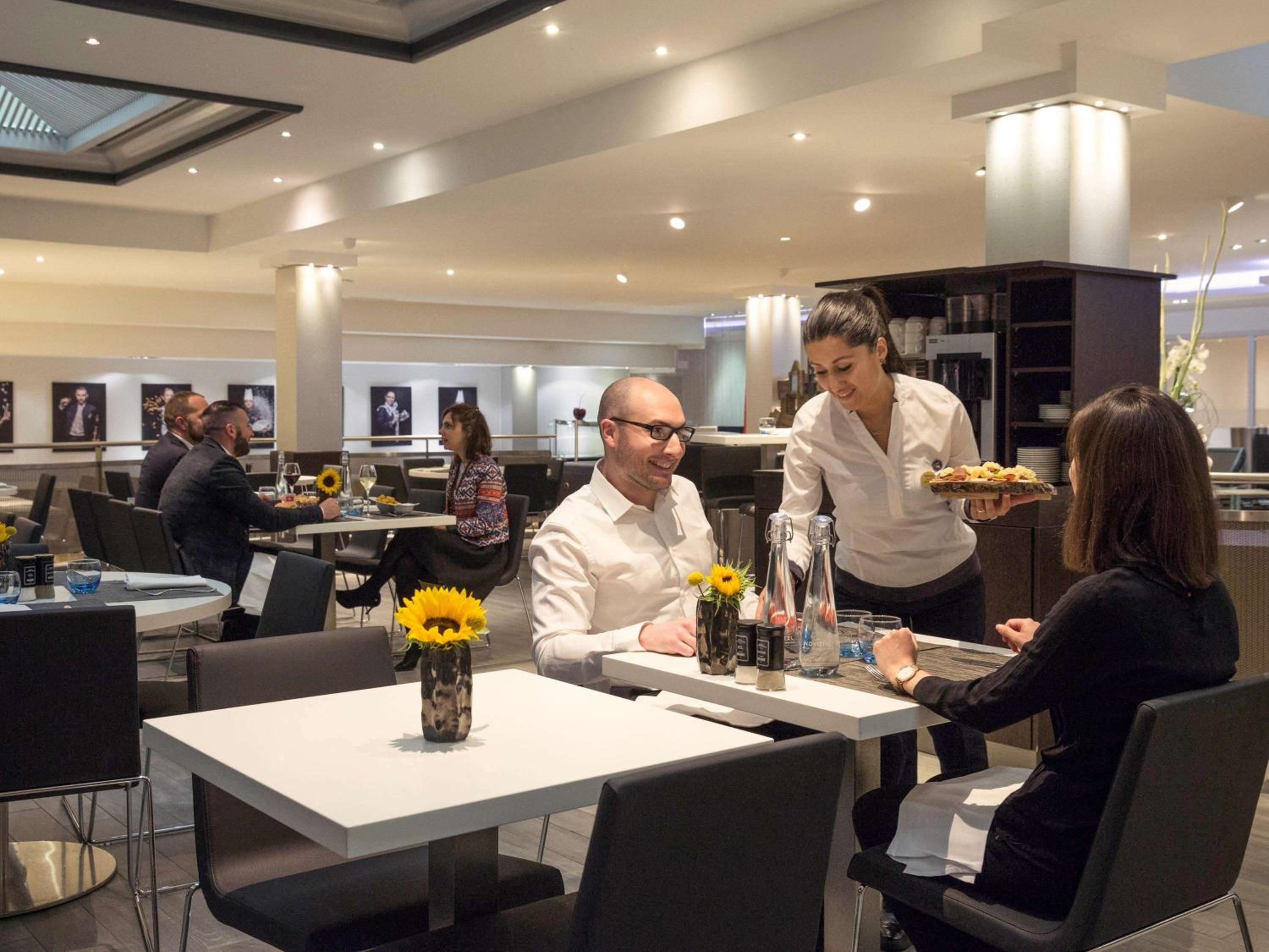 Geneva Vacations - Novotel Geneve Centre - Property Image 70