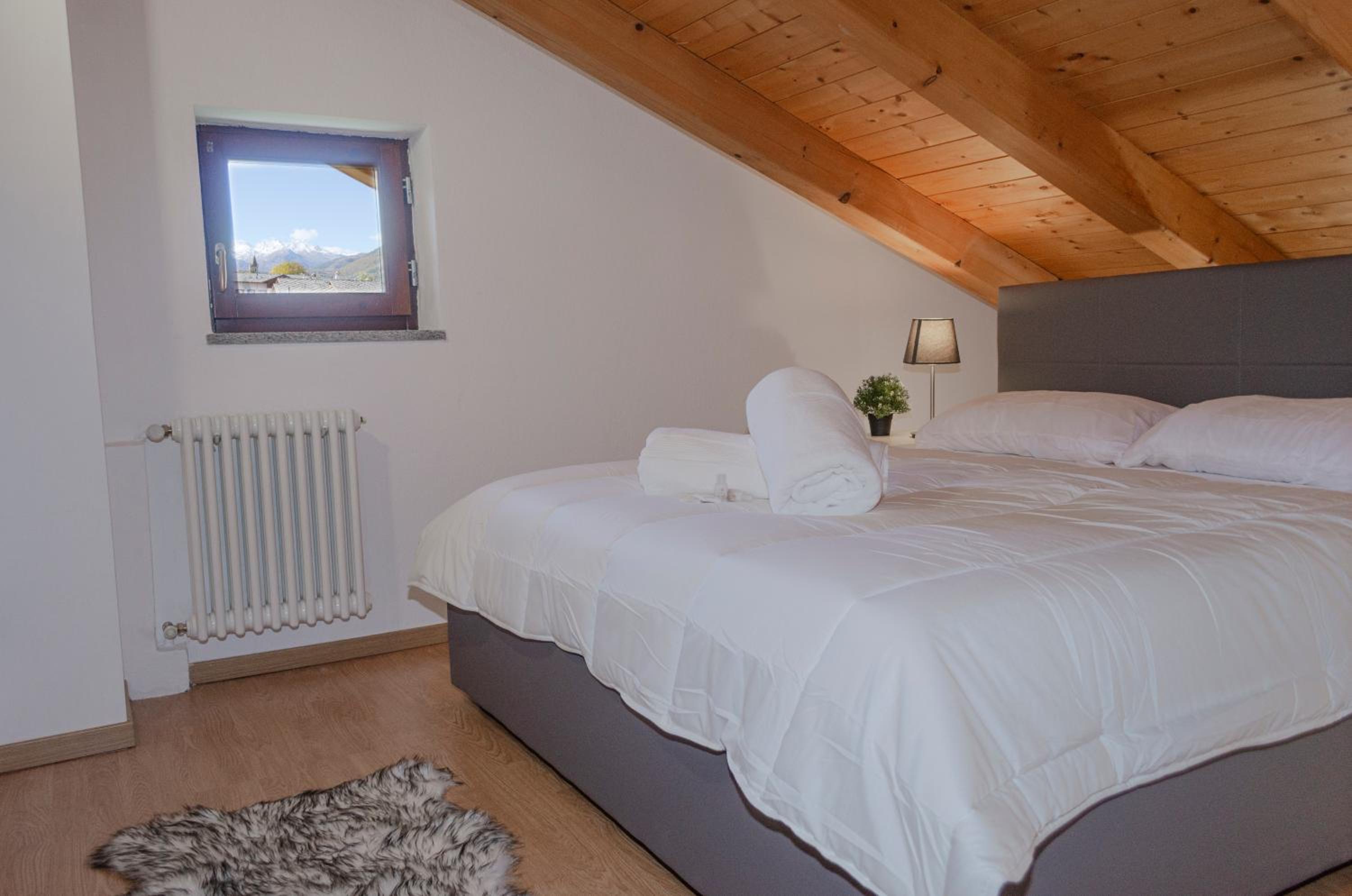 "The Mountain B&B" - SKI, MTB & BEAUTIFUL VIEW - PRIVATE PARKING view 3