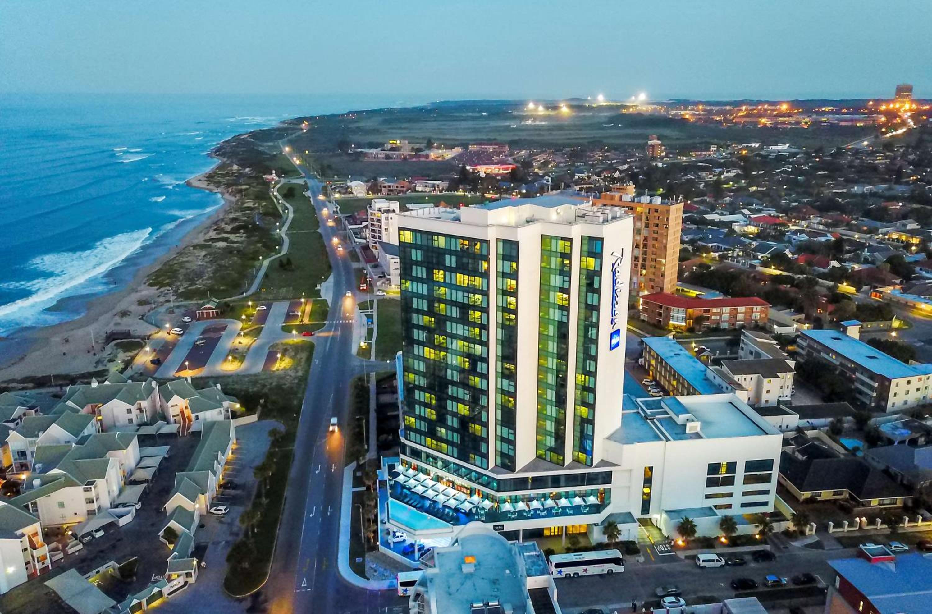 Port Elizabeth Vacations - Radisson Blu Hotel, Port Elizabeth - Property Image 1