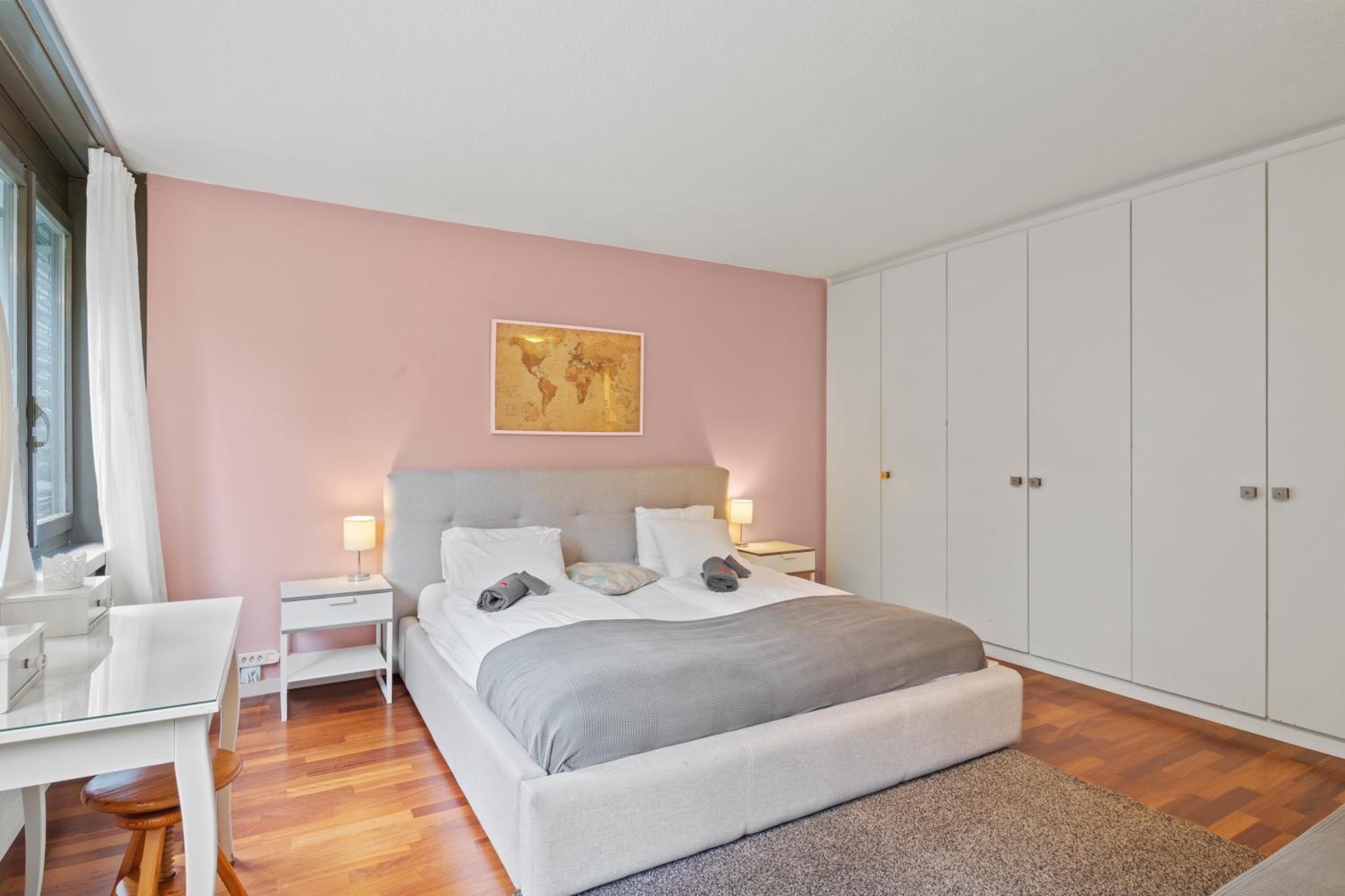 Large, central, bright flat view 5