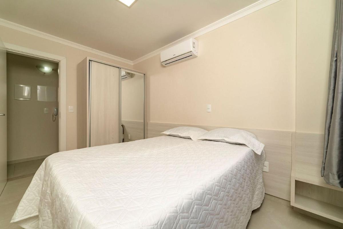 Apartamento 2 Dormitórios com Churrasqueira