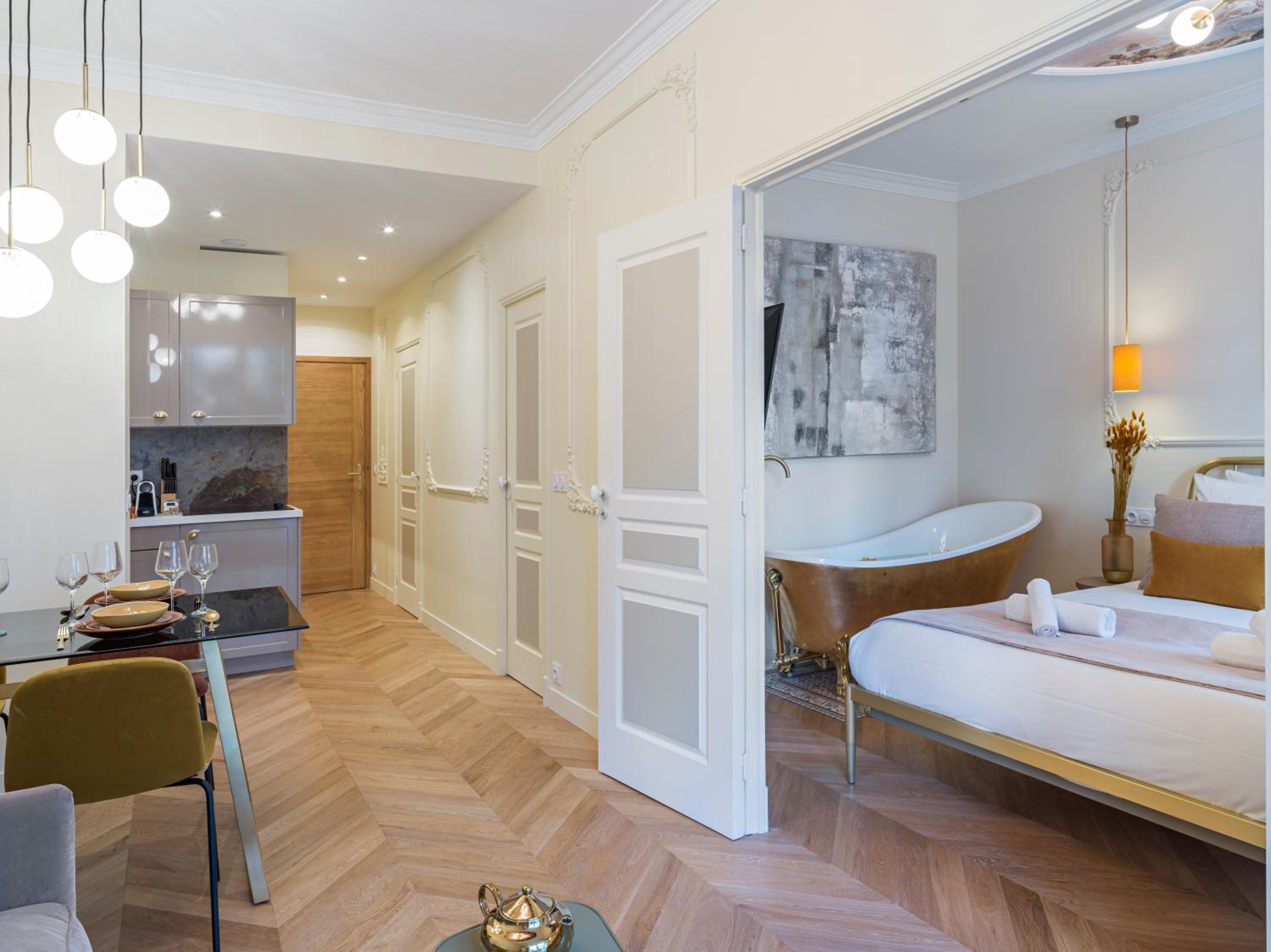 The Gatsby Suite