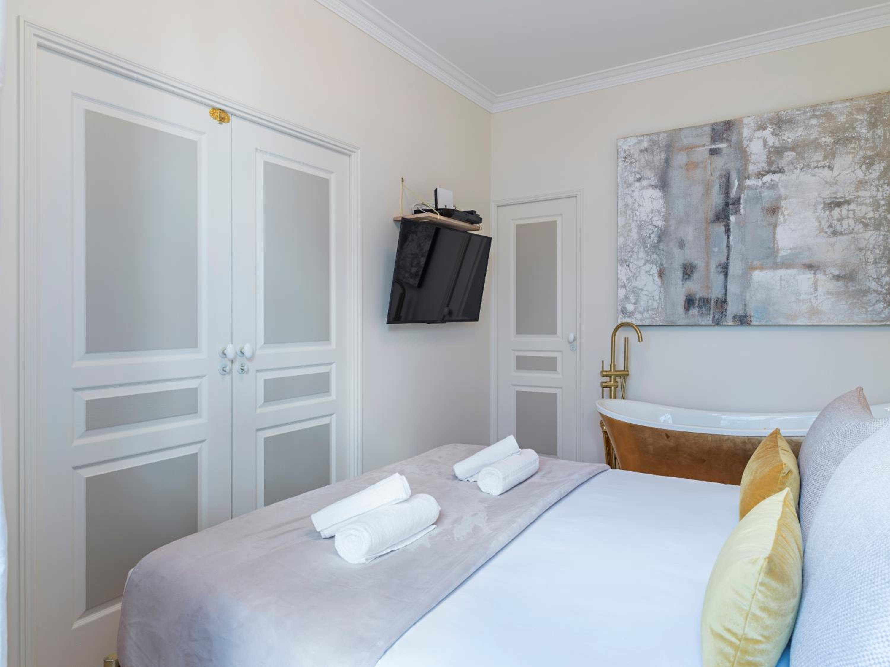 The Gatsby Suite