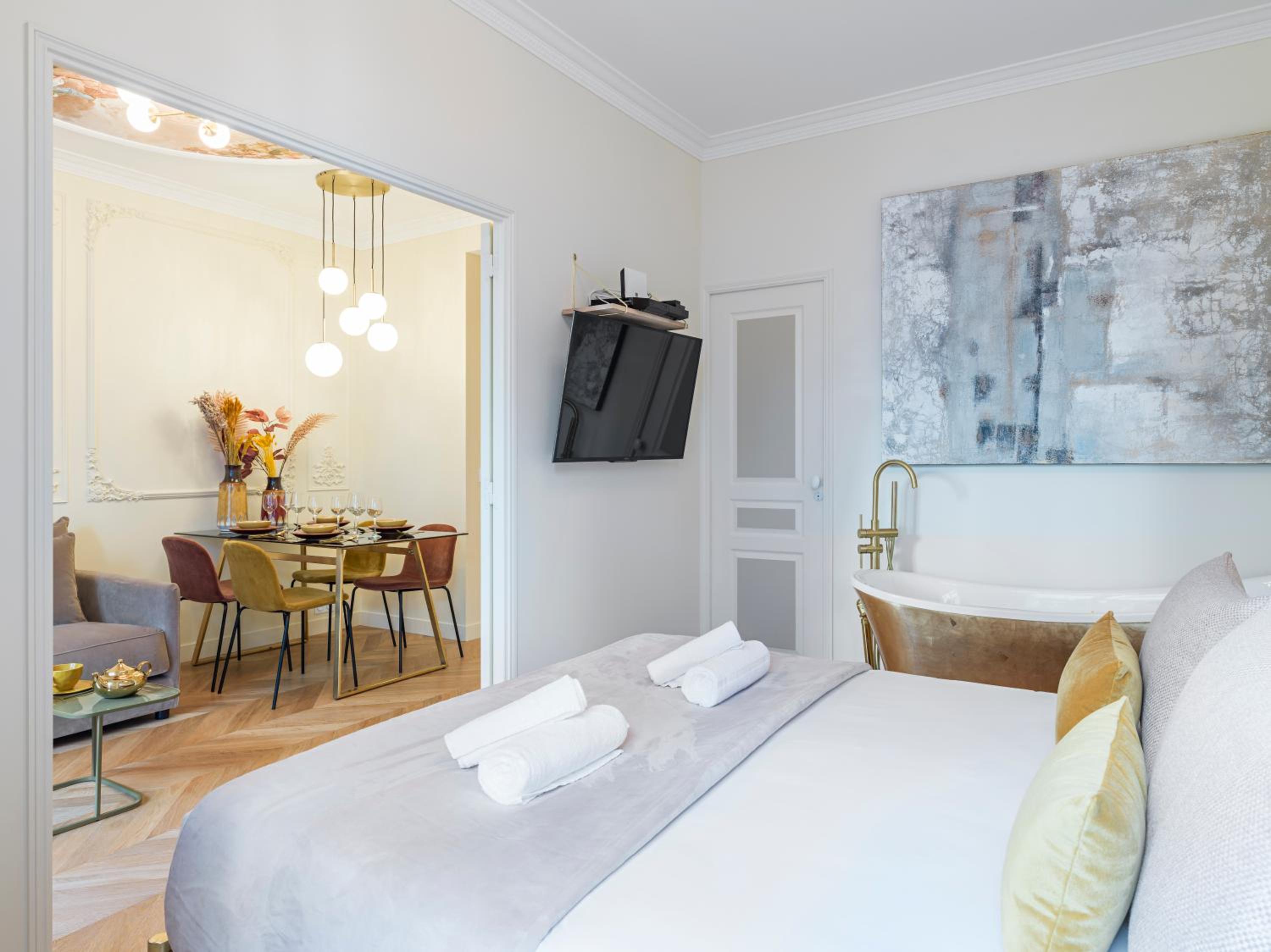 The Gatsby Suite