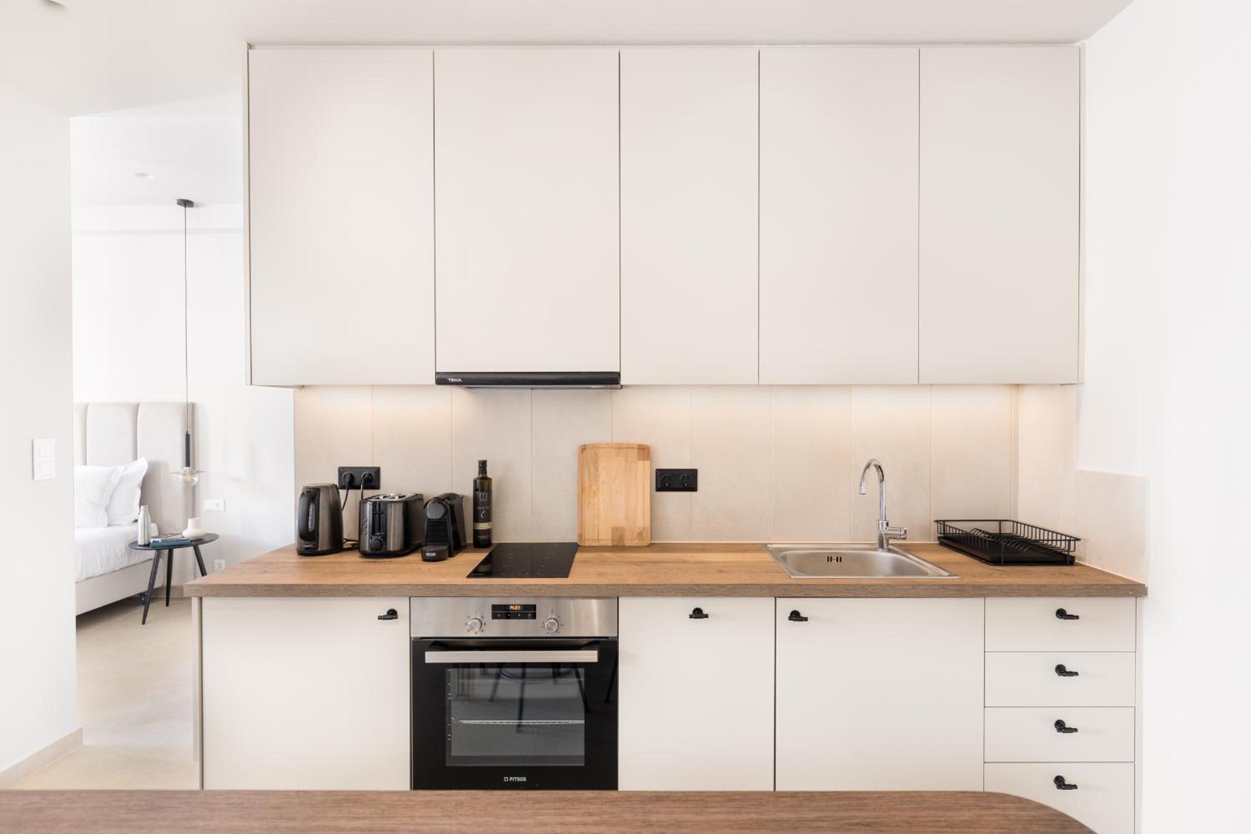 Luxury Apartments in Plaka by UPSTREET