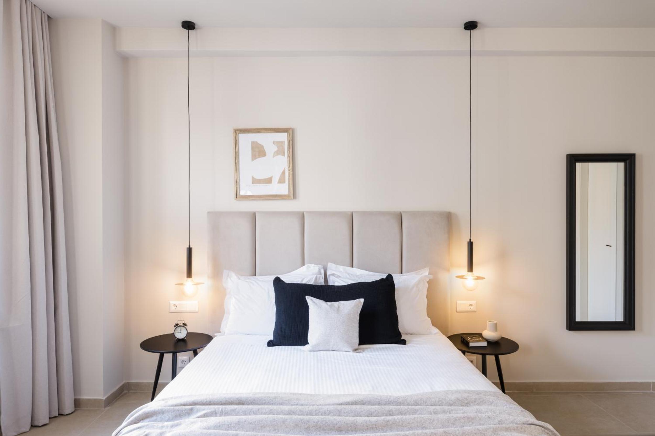 Luxury Apartments in Plaka by UPSTREET