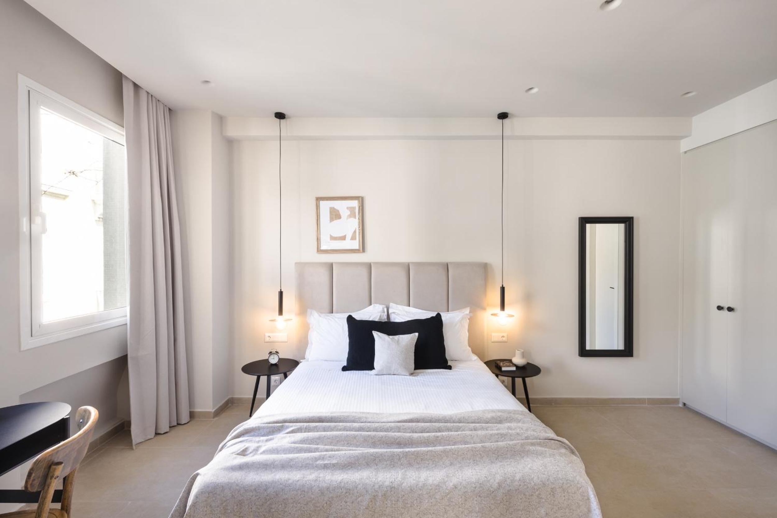 Luxury Apartments in Plaka by UPSTREET