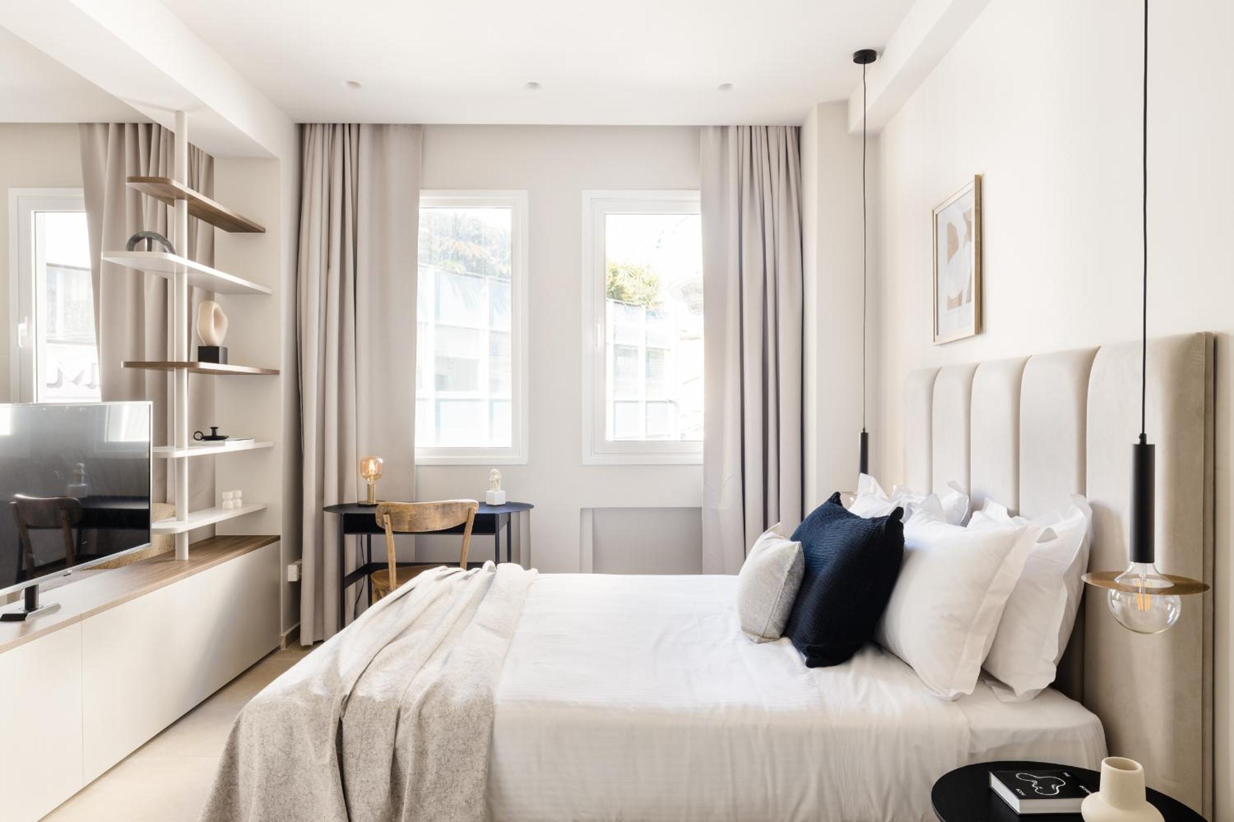 Luxury Apartments in Plaka by UPSTREET