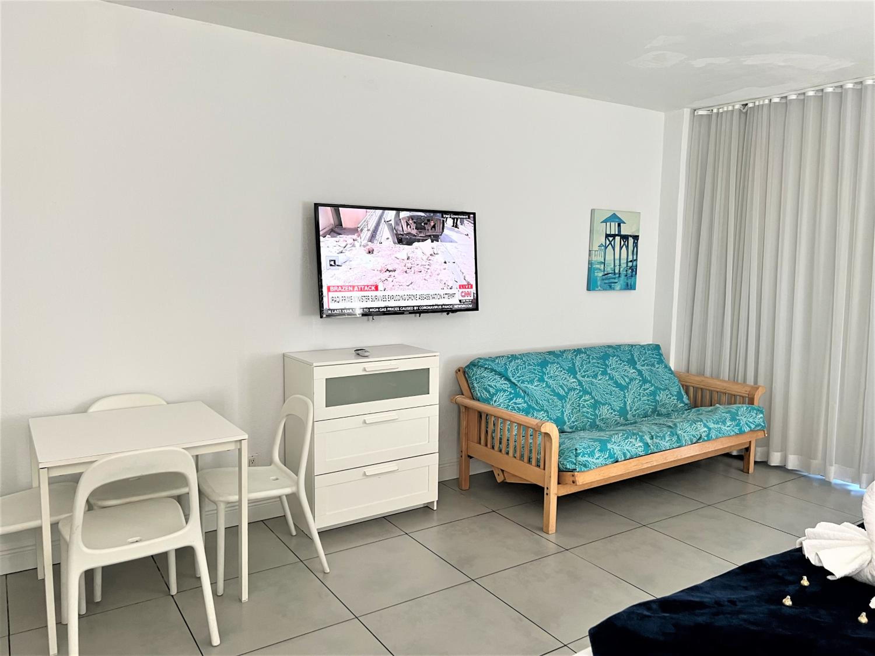 Ocean Front Units at Miami Beach