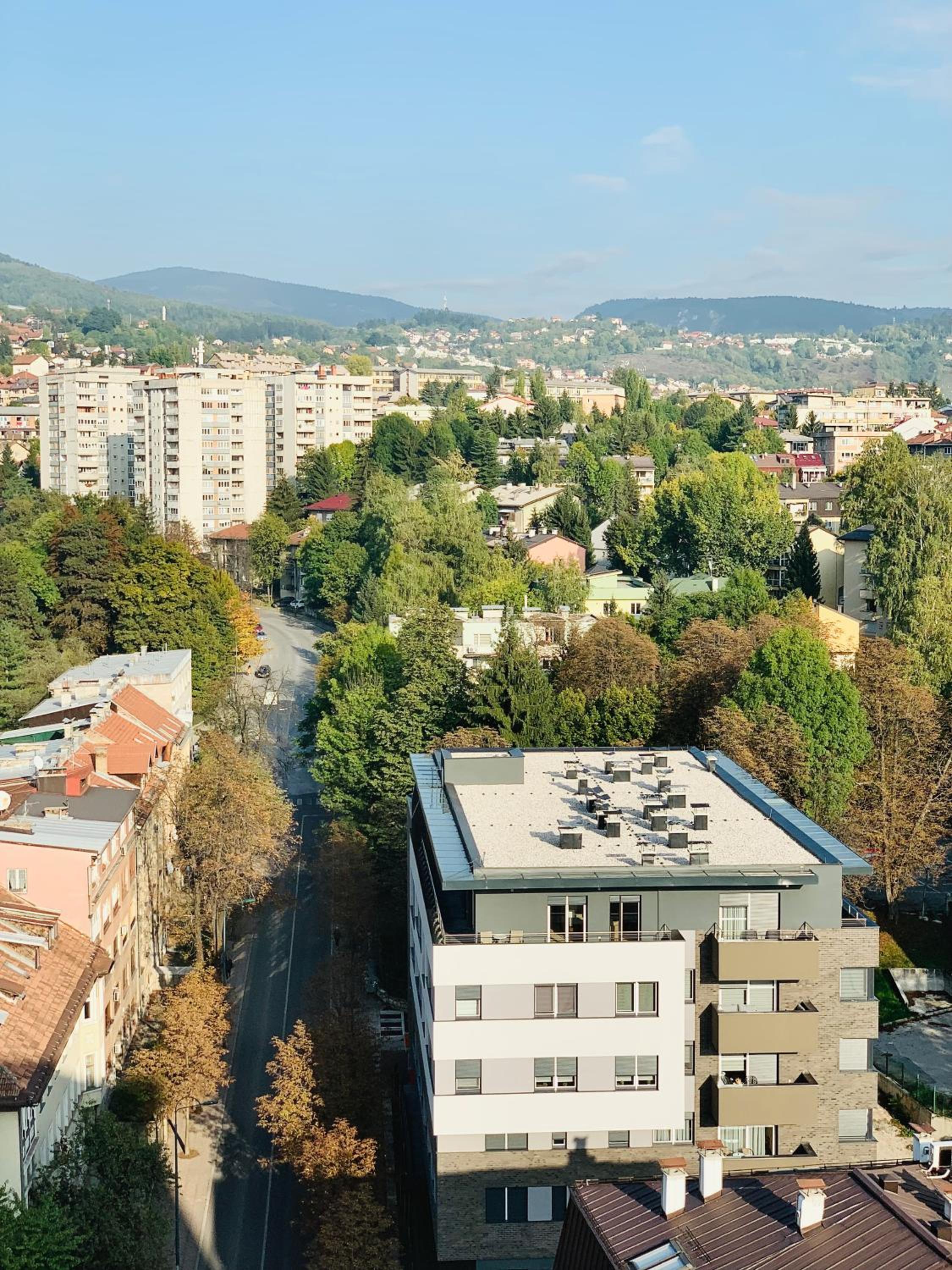 2 bedroom Penthouse in city center, free parking