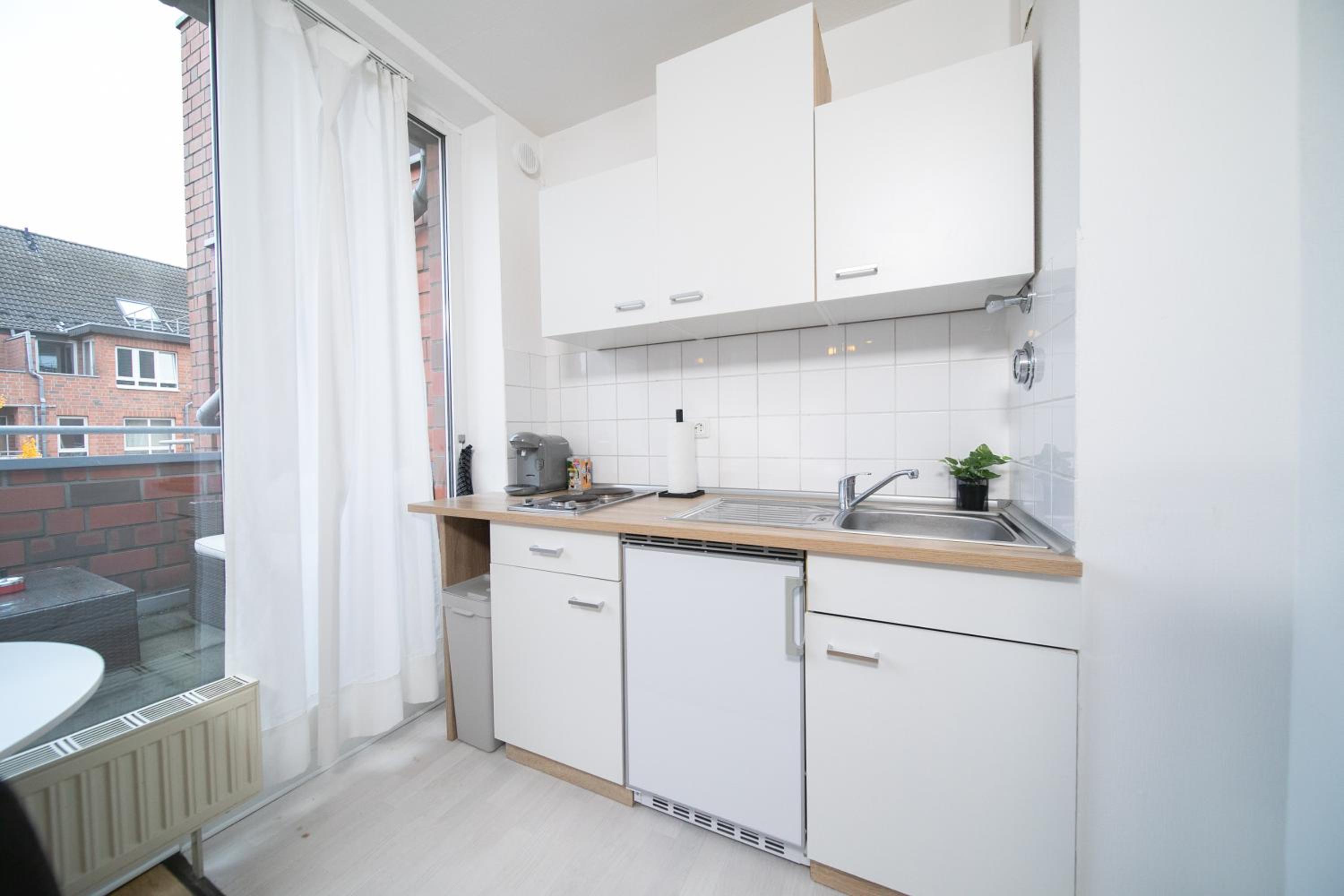 Neuss Vacations - Studio Shiny - Zentral mit Balkon - Messe - Kuche - Property Image 1
