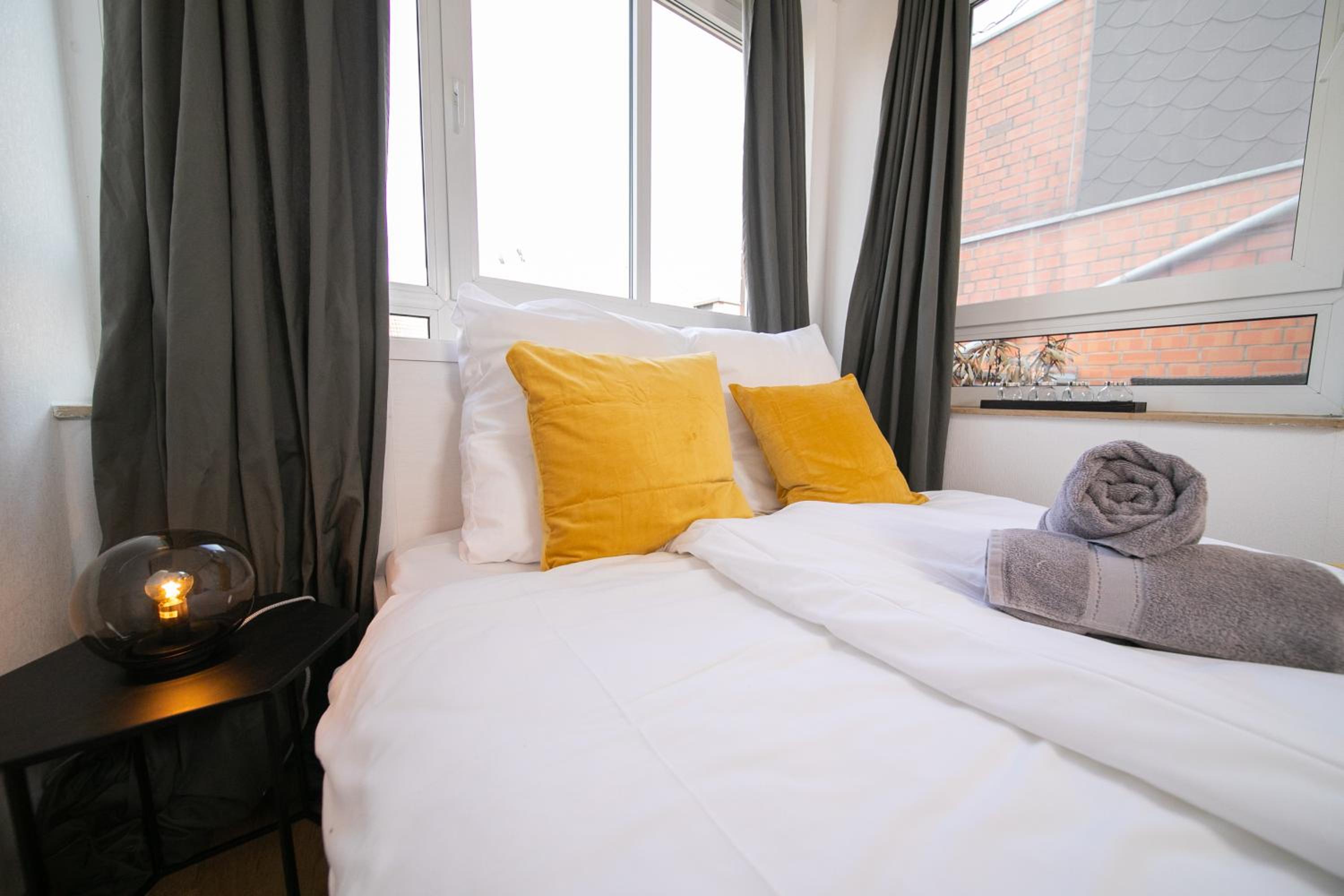 Neuss Vacations - Studio Shiny - Zentral mit Balkon - Messe - Kuche - Property Image 12