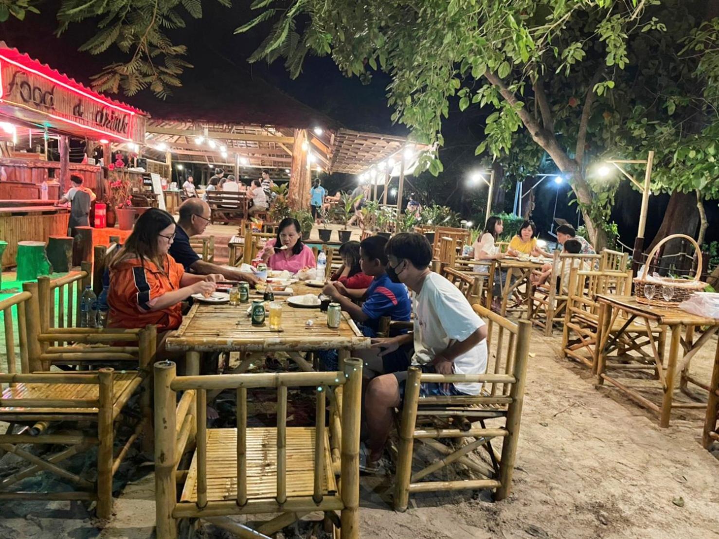Kradan Beach Resort
