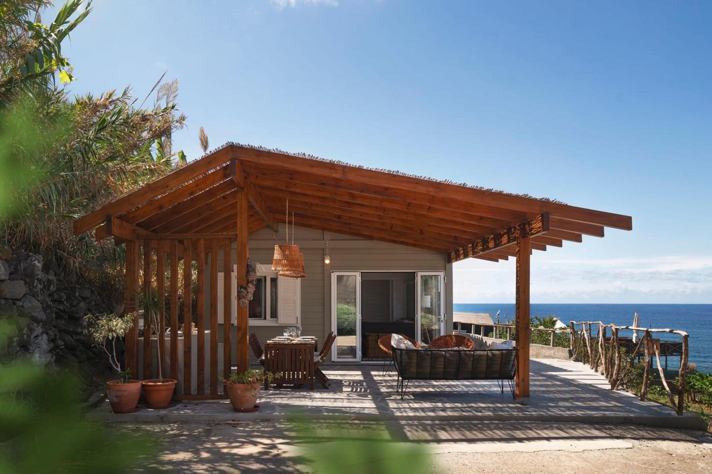 Casa da Rocha de Baixo by An Island Apart view 2