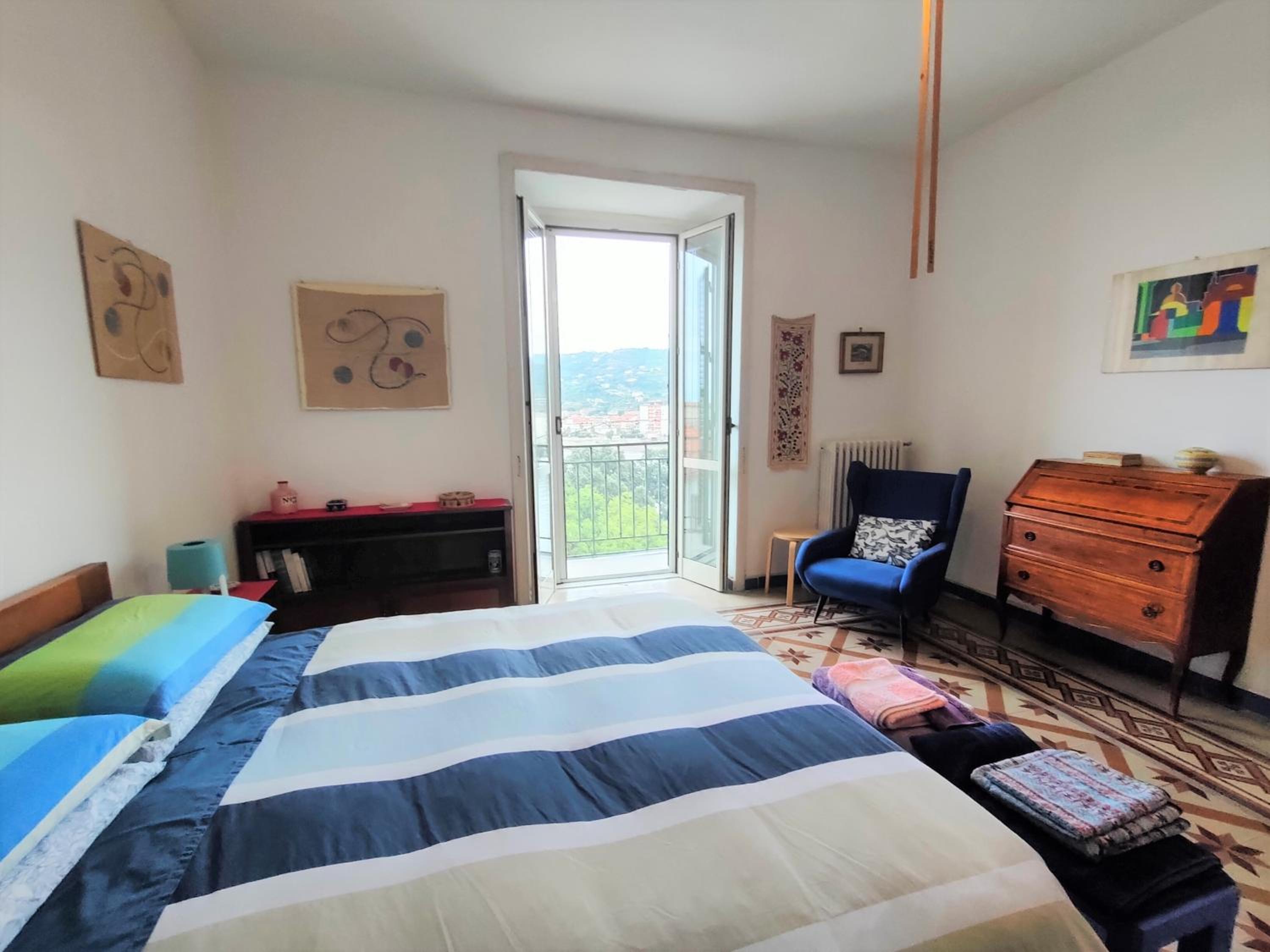 Panoramic Apartments in Villa in Center "The Beach and The Cliff" 1 view 4
