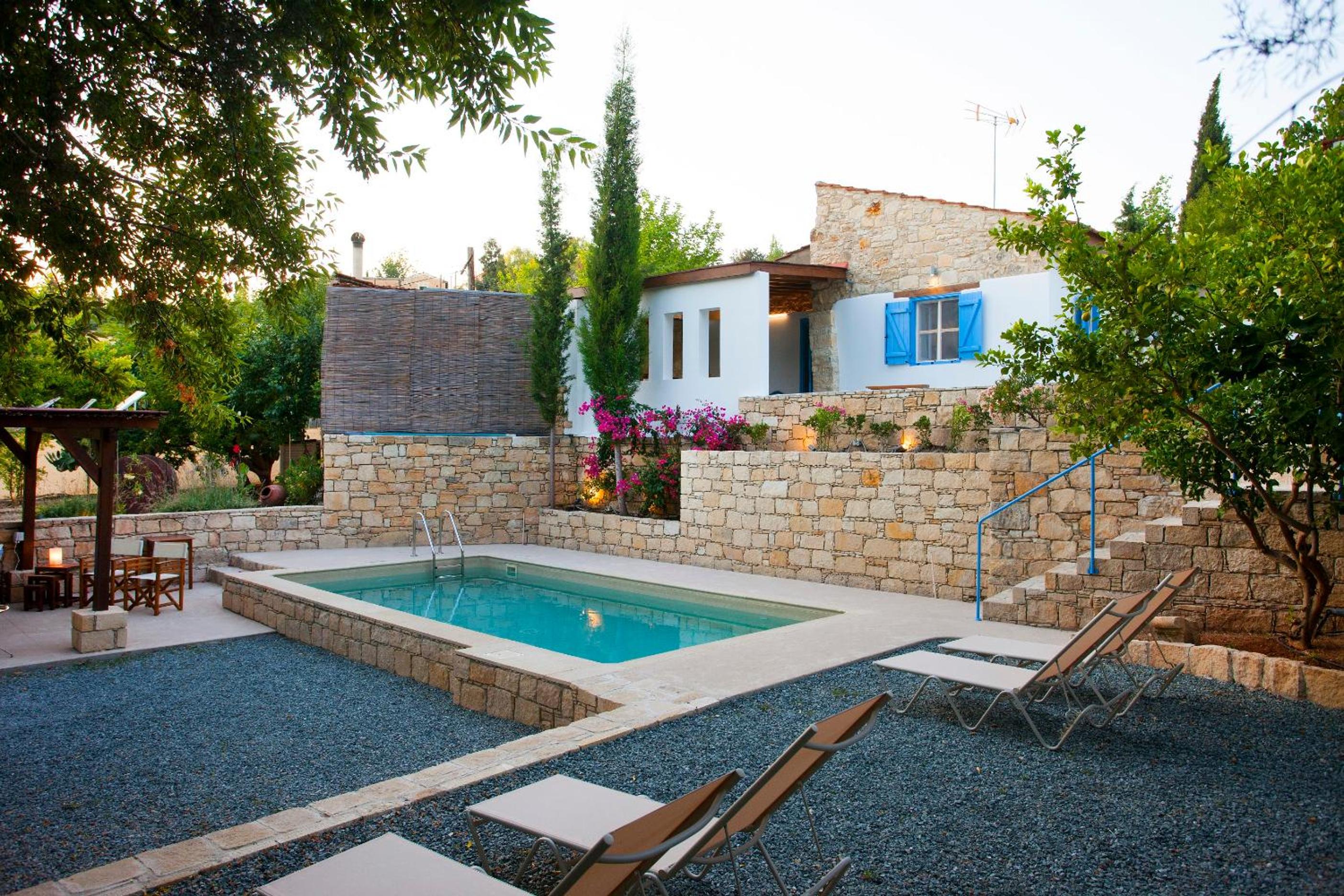 Cecilias Courtyard