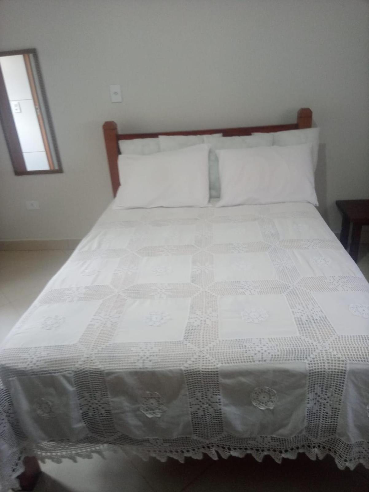 Casa de 4 suites com piscina, próxima a praias e do centro de Ubatuba