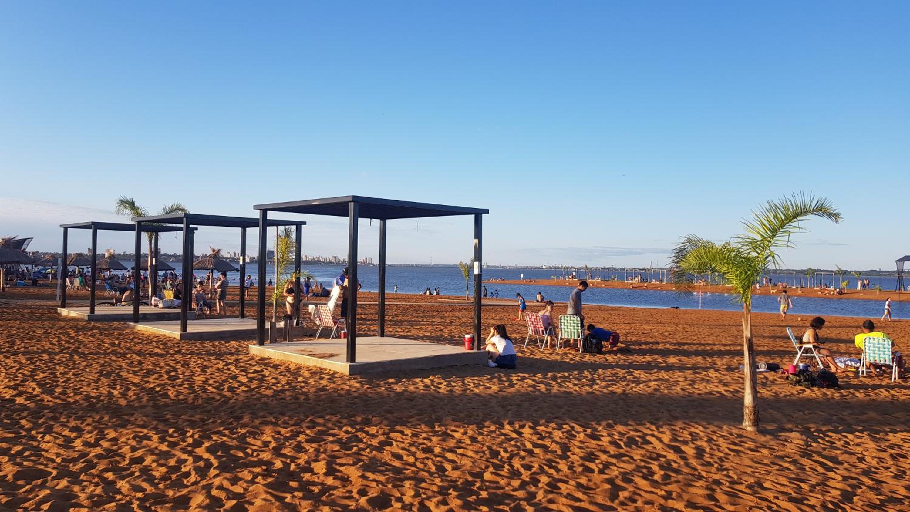 Departamento súper céntrico con vista al río Paraná