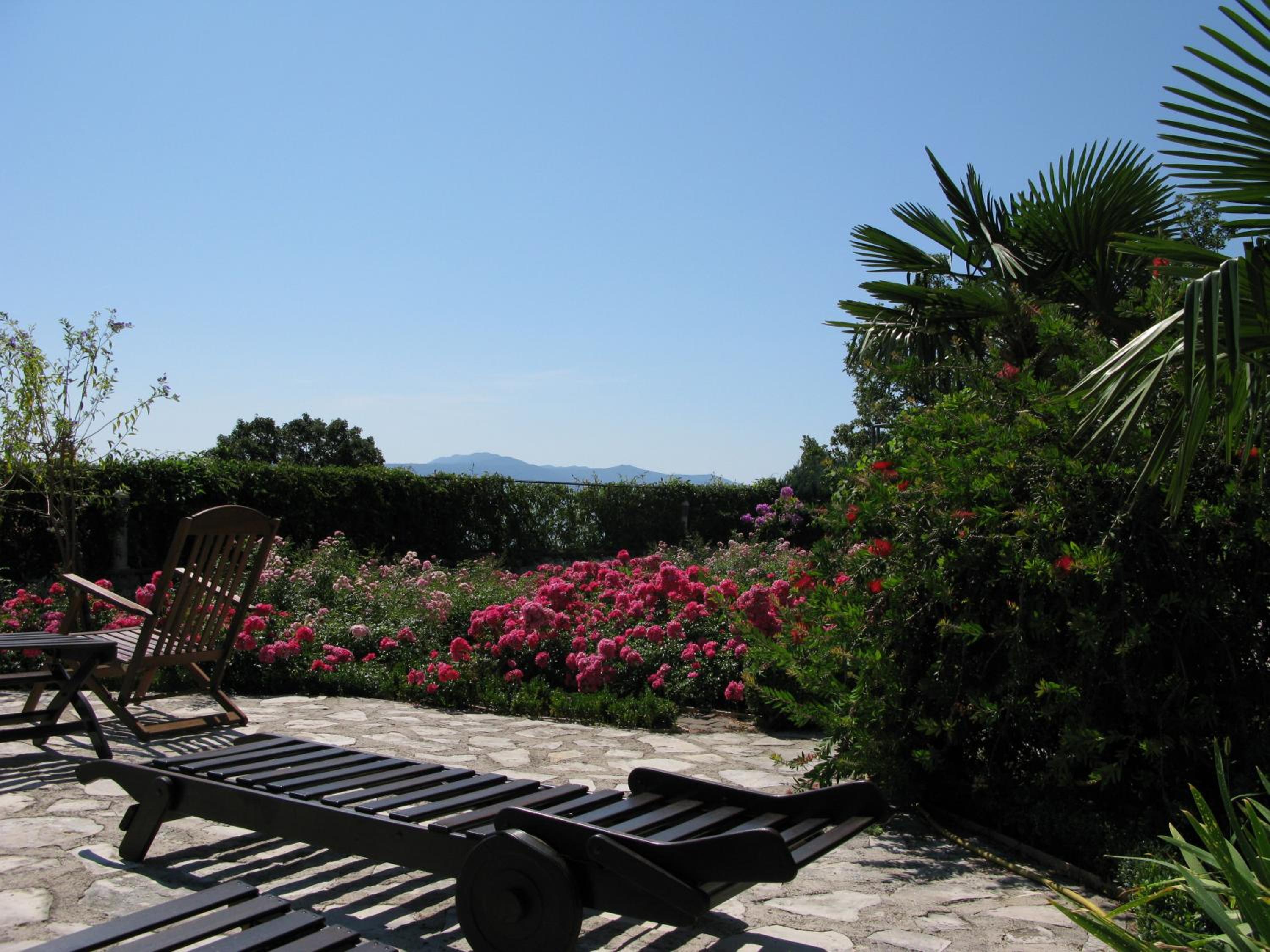 Bed and Breakfast Villa Iris view 2