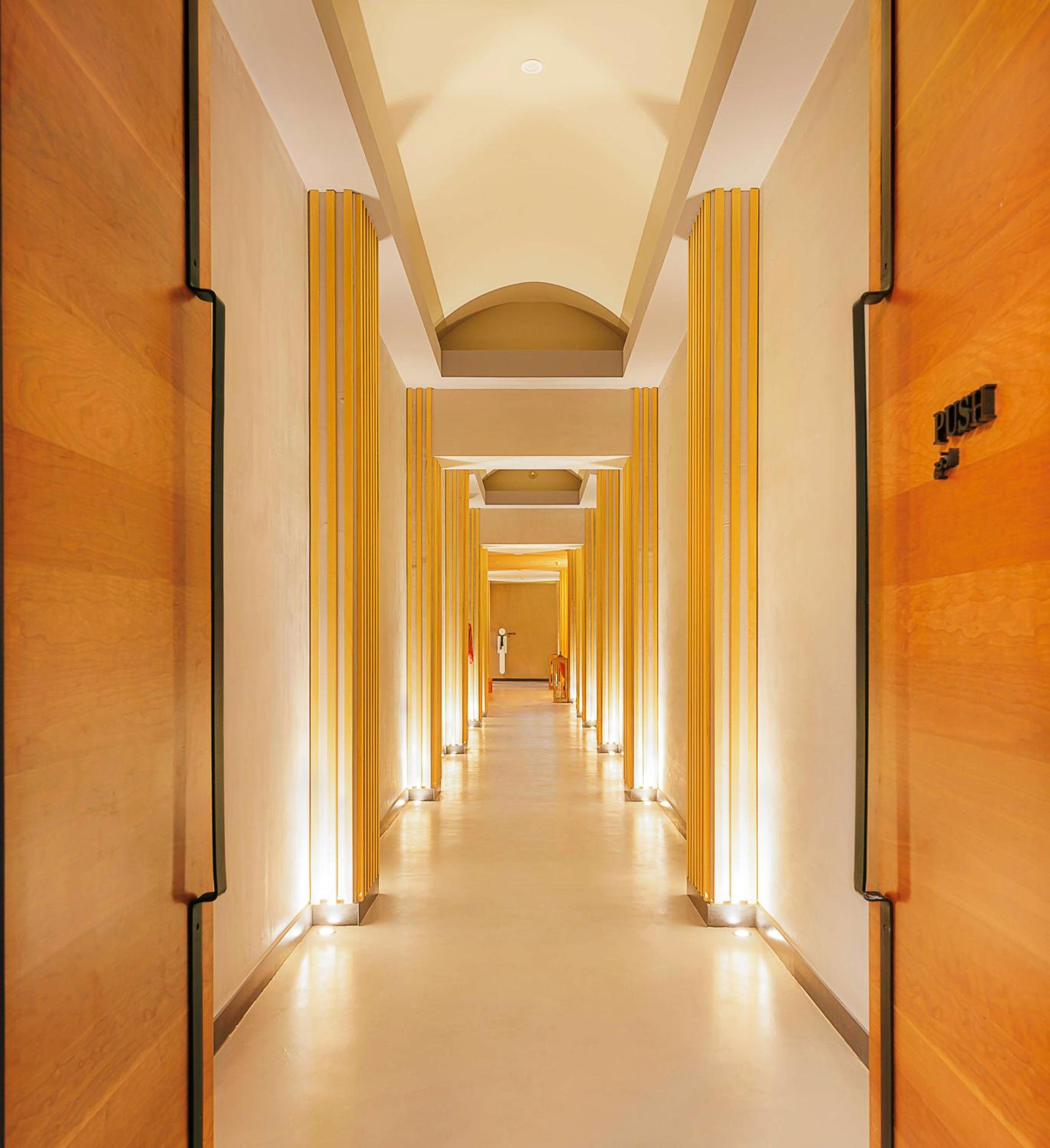 Radisson Blu Hotel & Resort, Abu Dhabi Corniche
