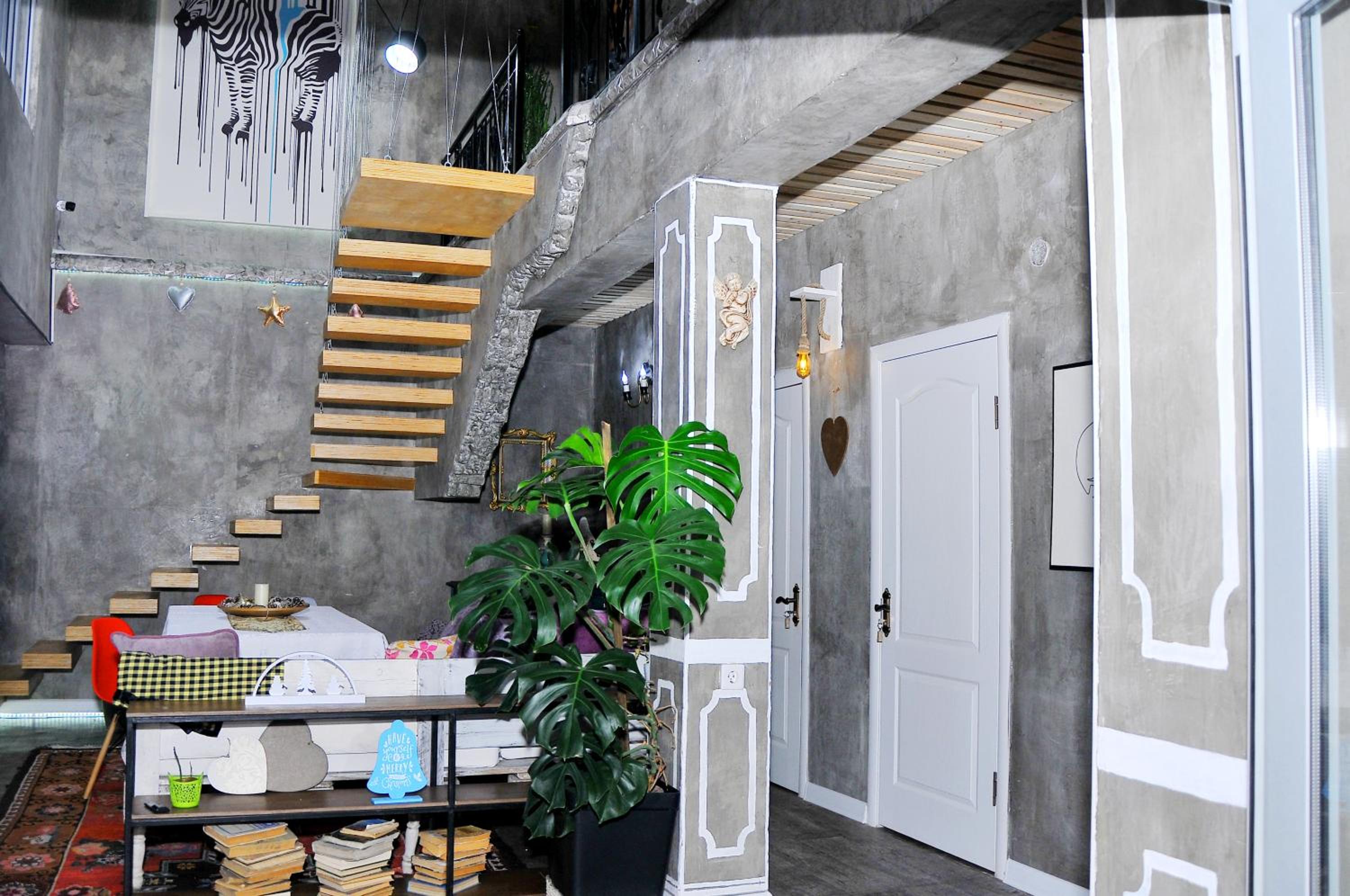Sweet Home Art Boutique