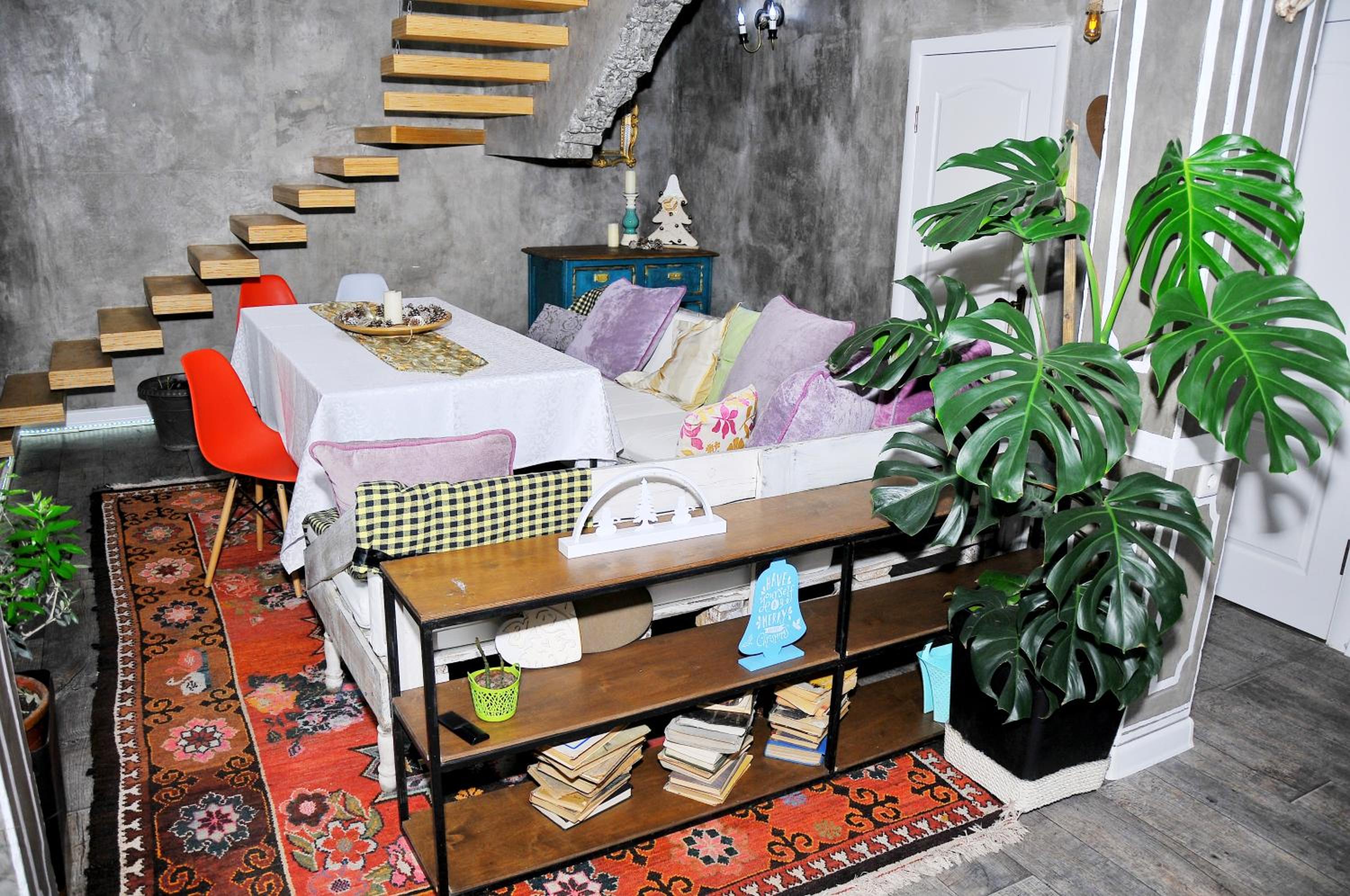 Sweet Home Art Boutique