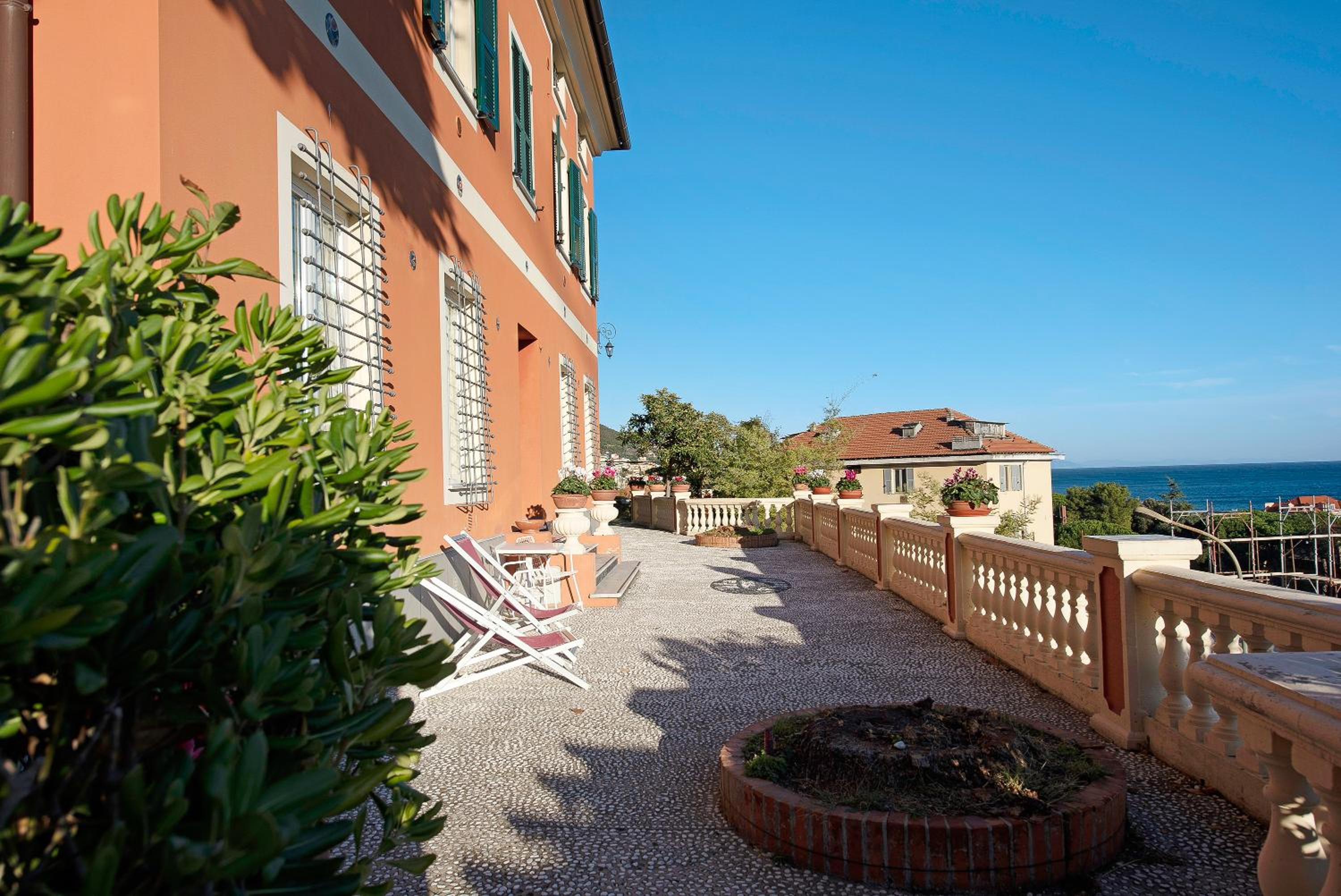 Trilocale in villa vista mare Apt 3 view 4
