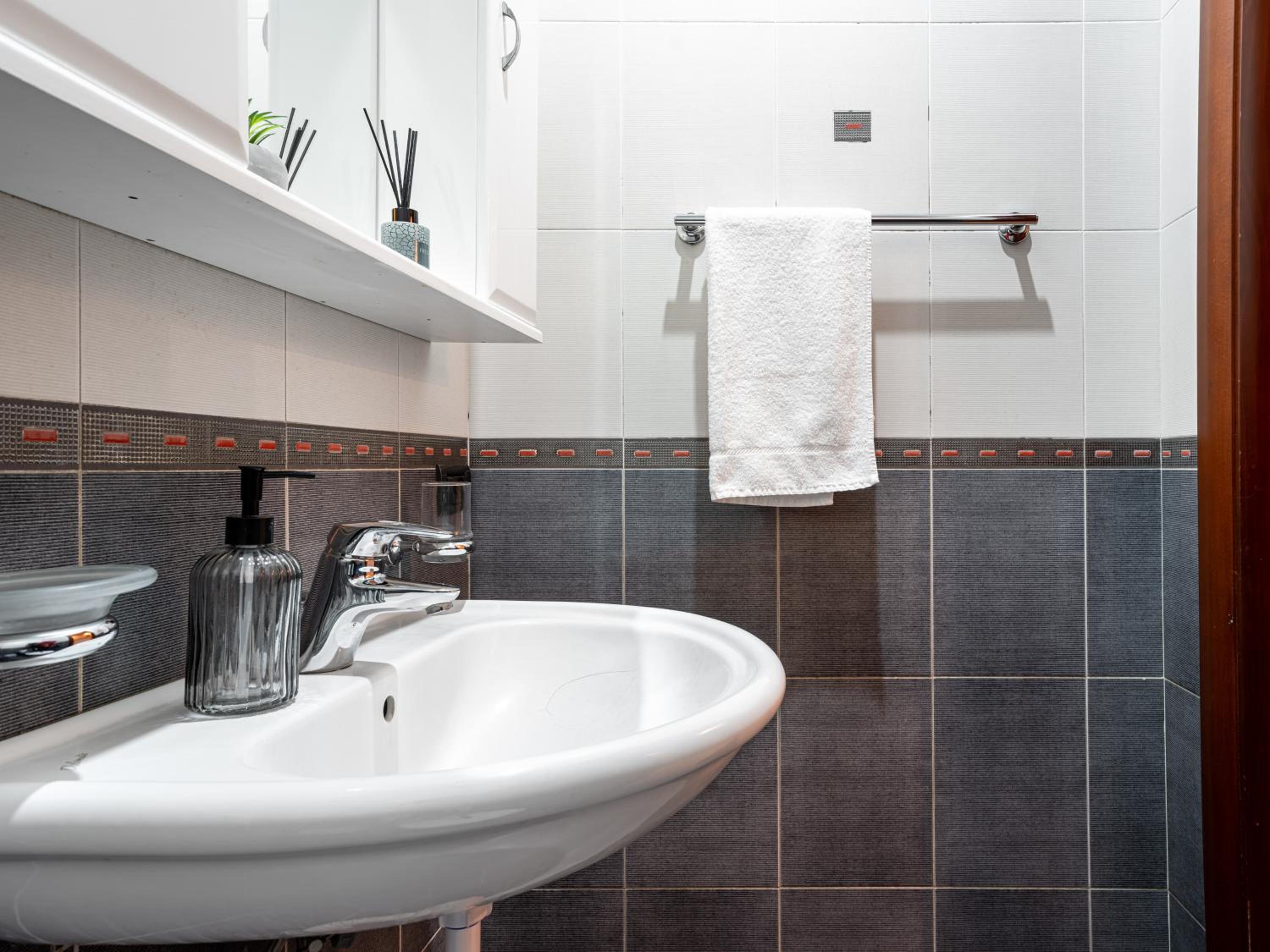 hotelise I Trafalgar Apartment
