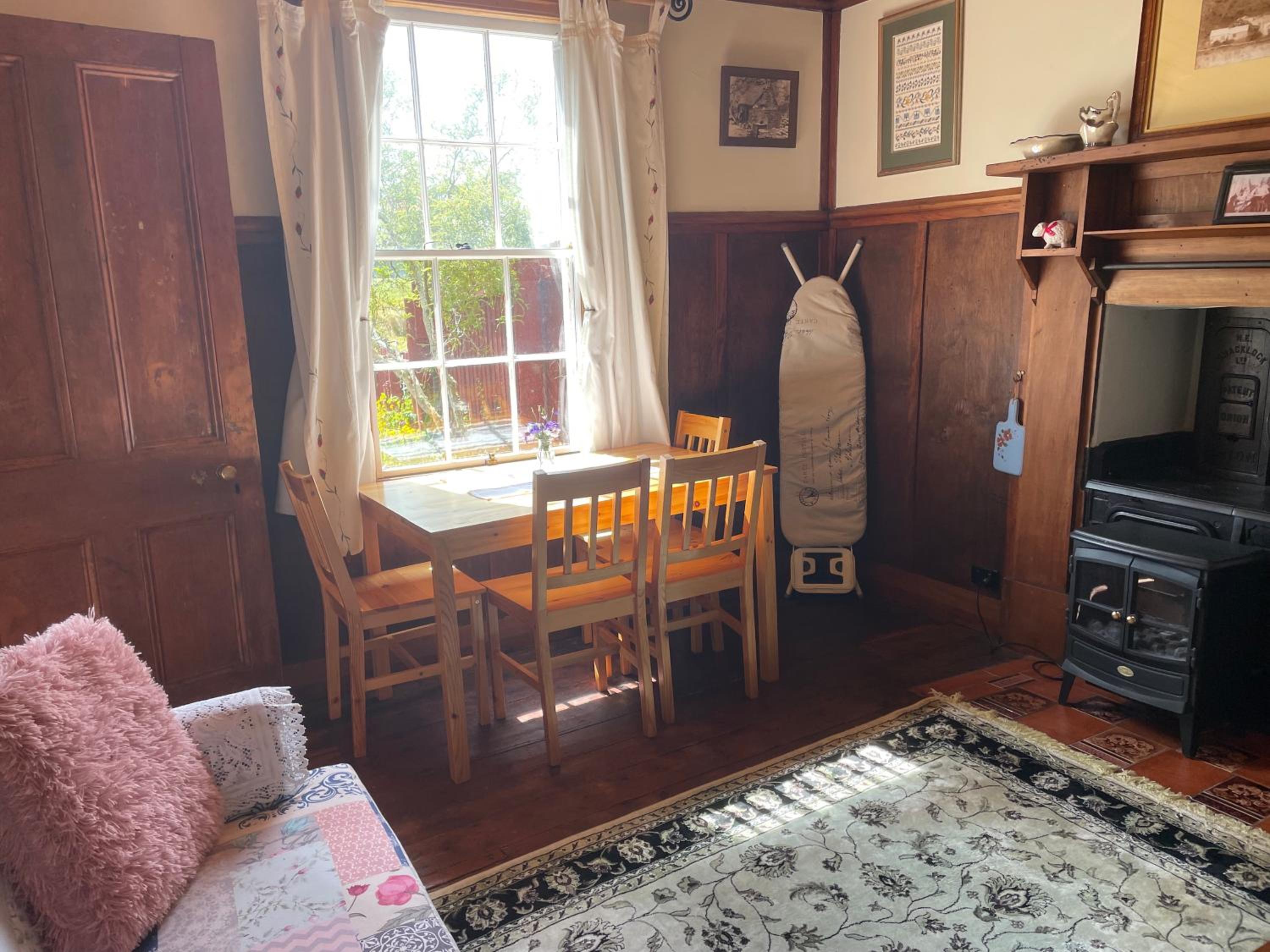 Portobello Settler's Cottage view 4