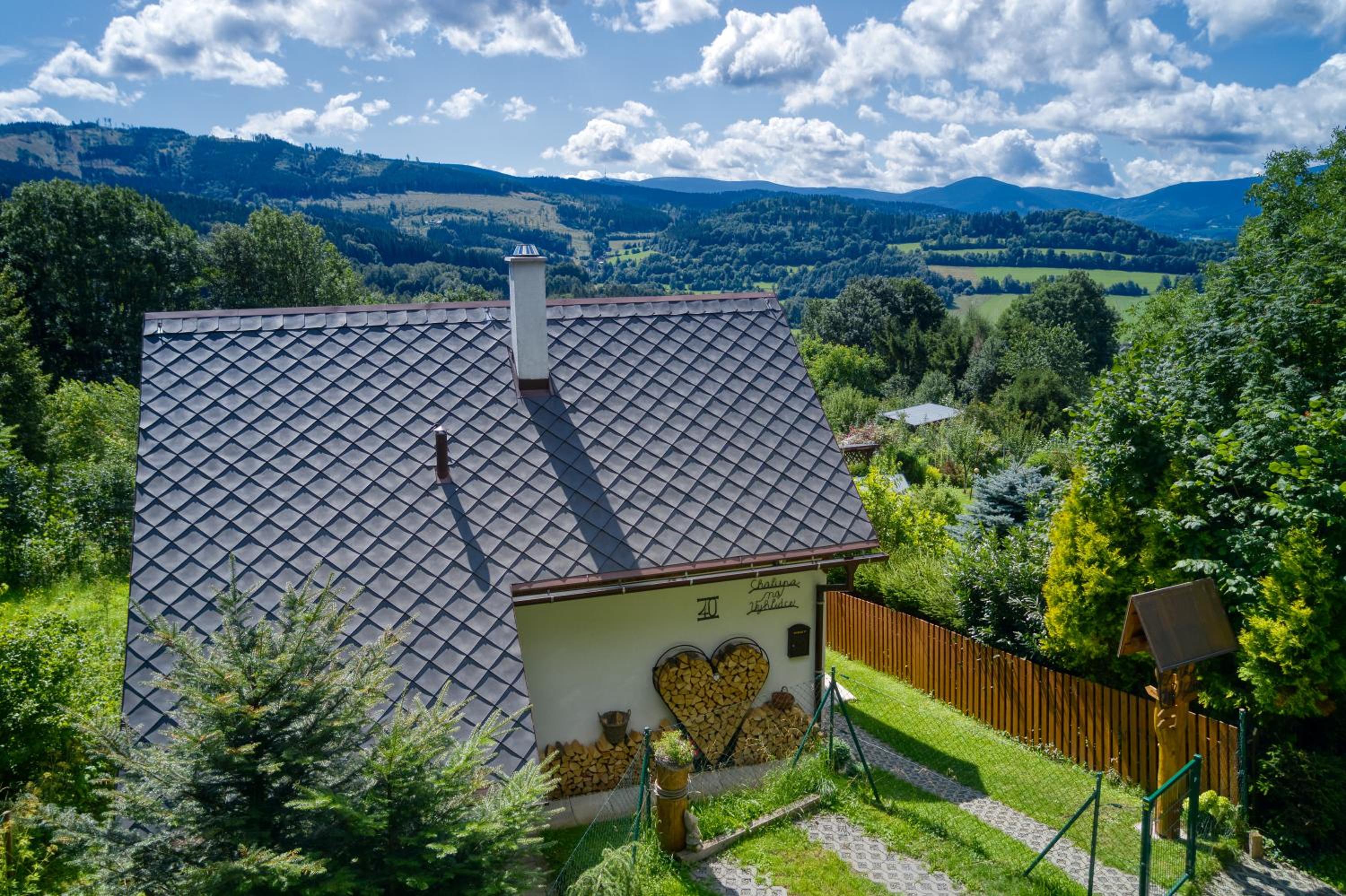 CHALUPA NA VYHLÍDCE