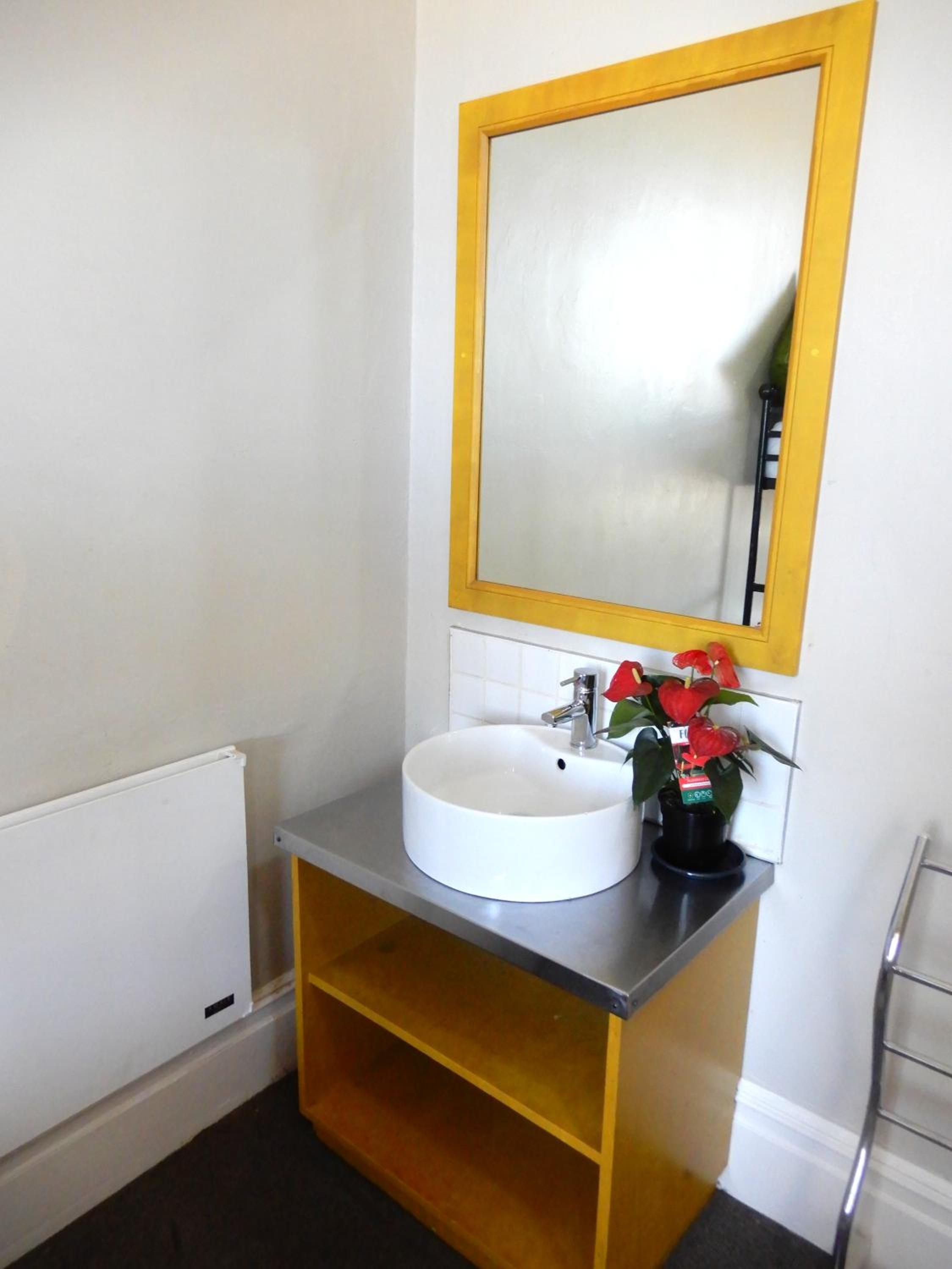 Ashanti Lodge Backpackers