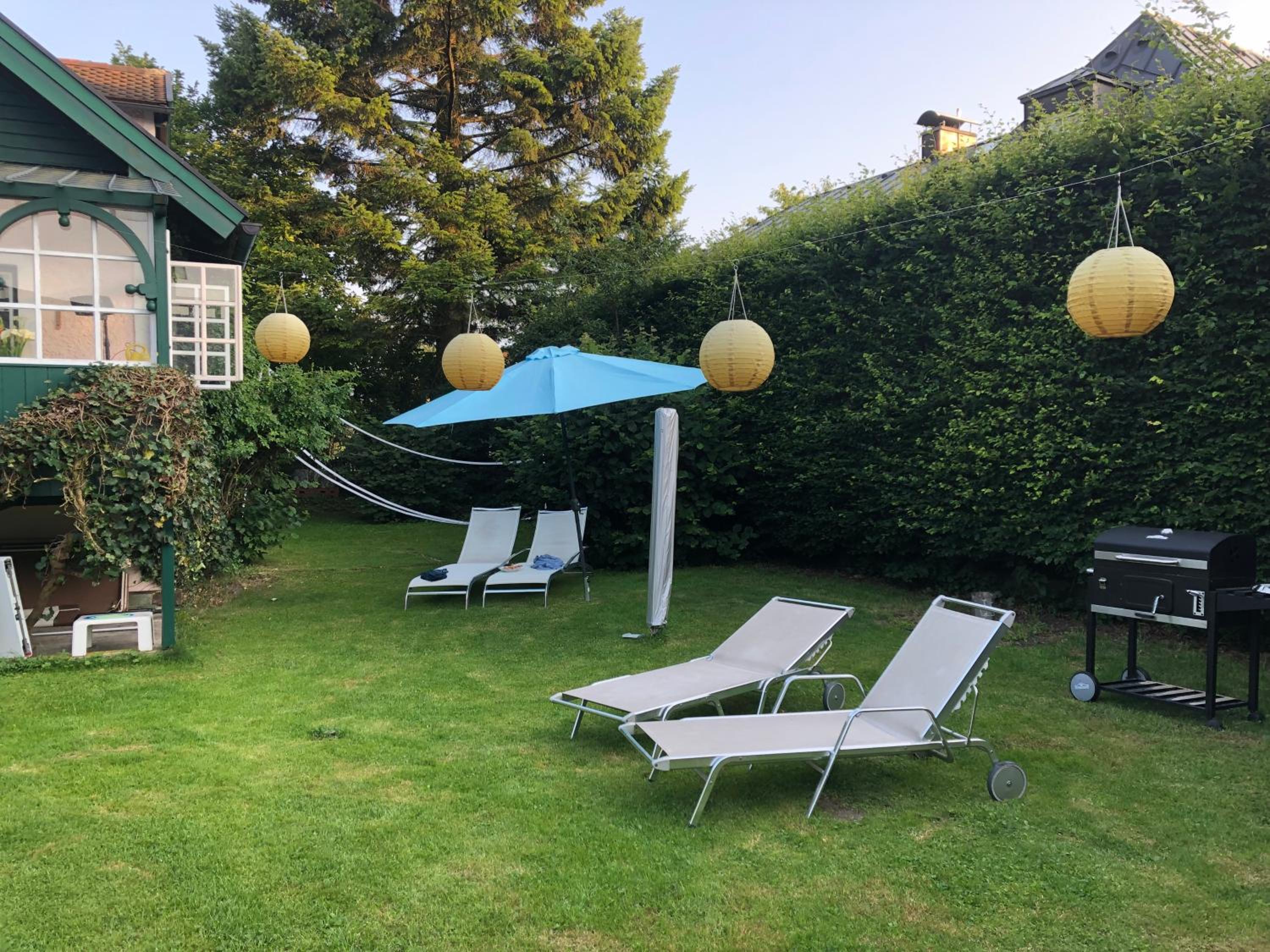 Haus mit Sauna und privatem Badeteich in Anif bei Salzburg