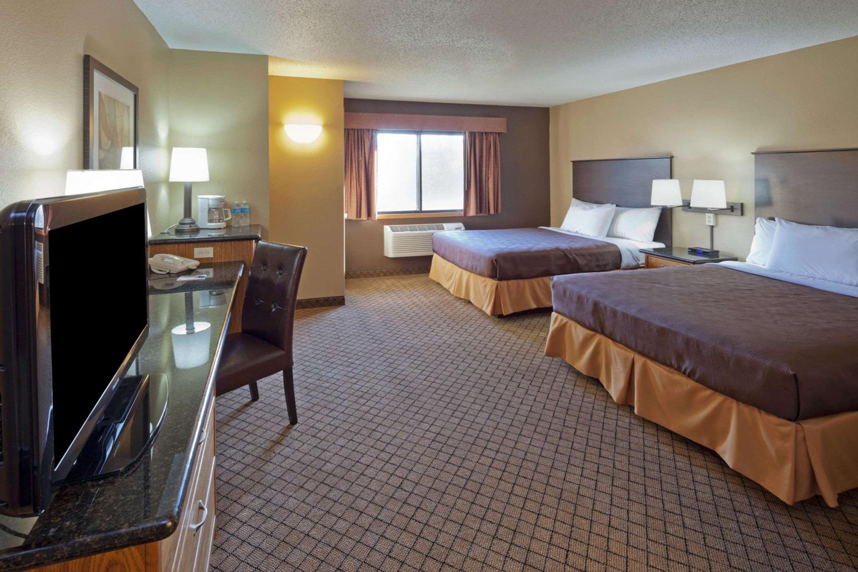 AmericInn by Wyndham Hartford WI view 5