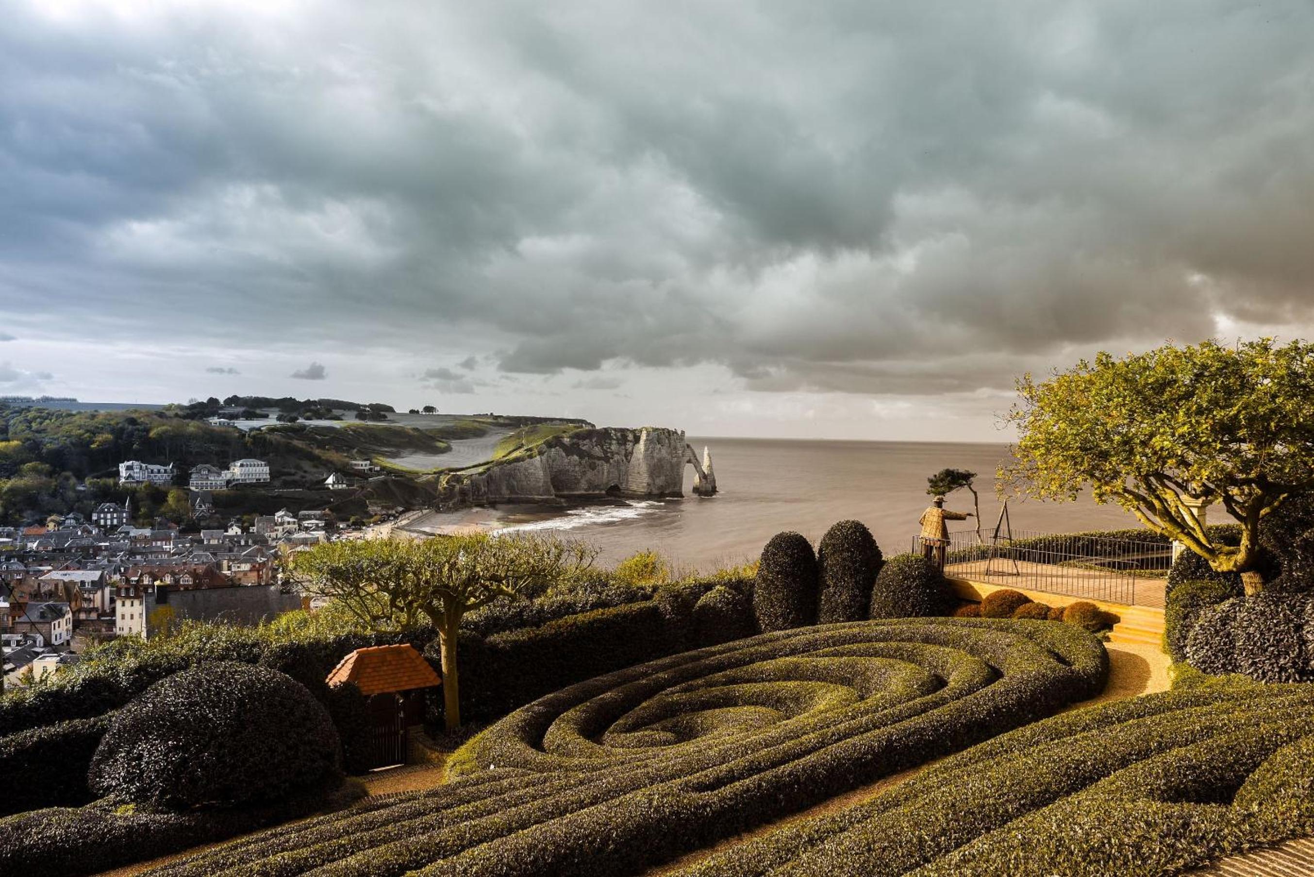 La Charmeuse d'Etretat