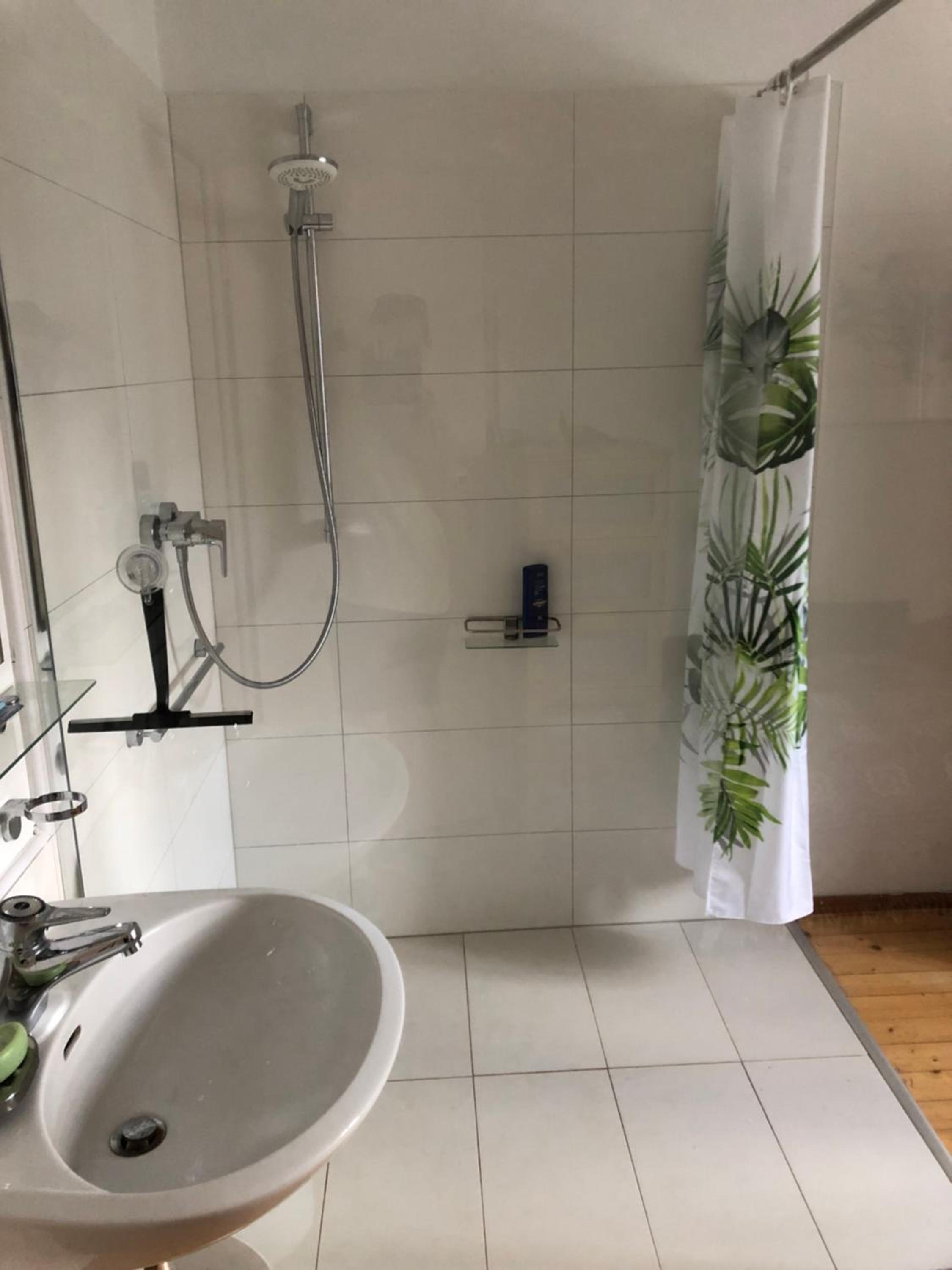 Haus mit Sauna und privatem Badeteich in Anif bei Salzburg
