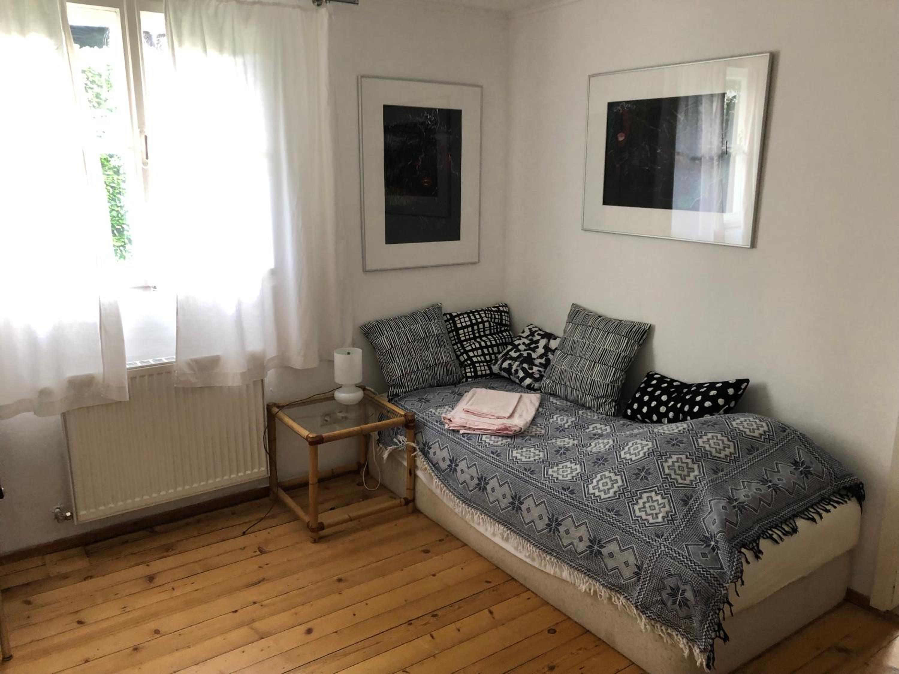 Haus mit Sauna und privatem Badeteich in Anif bei Salzburg