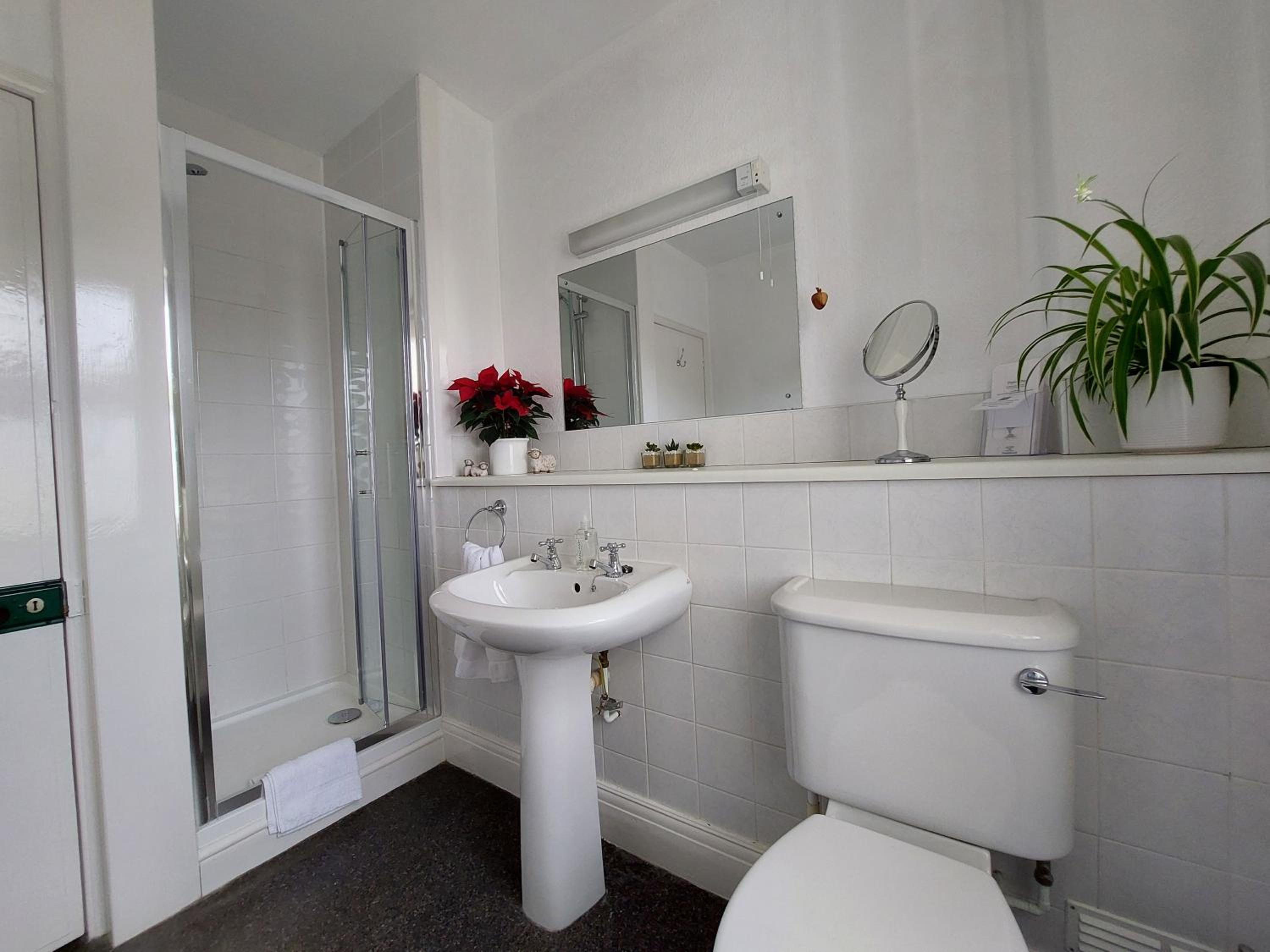 Lynton Vacations - The Denes - Property Image 18