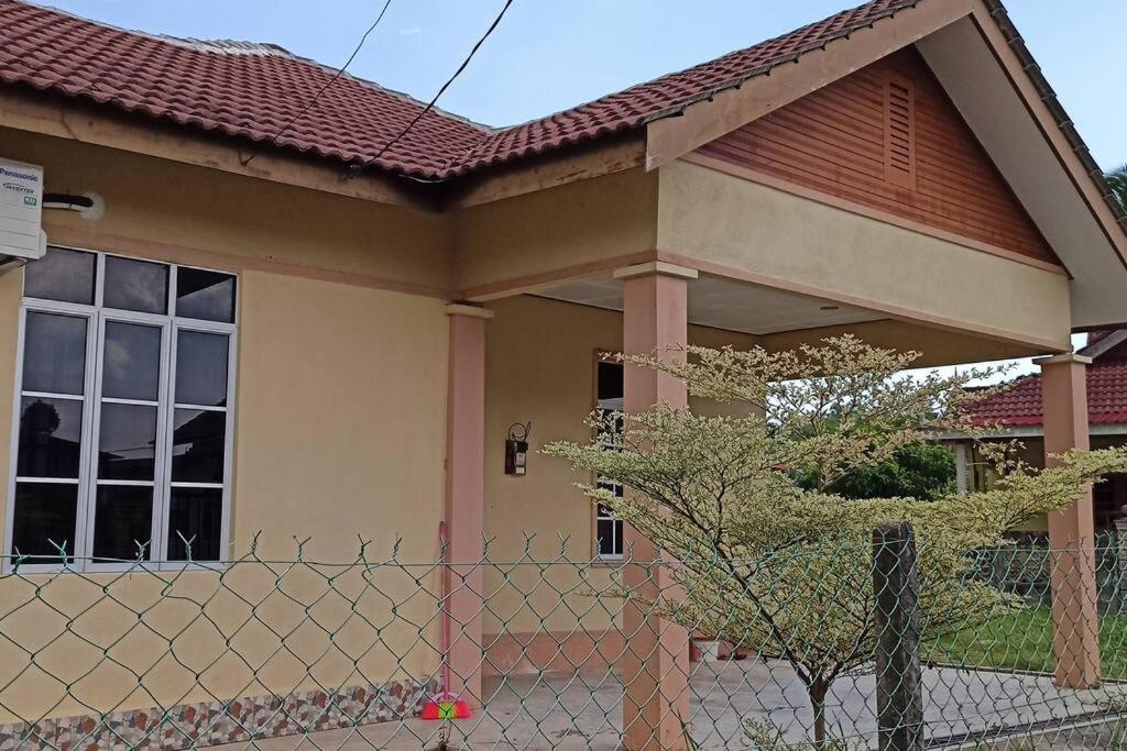 Ainul Homestay Dungun Beach photo 2