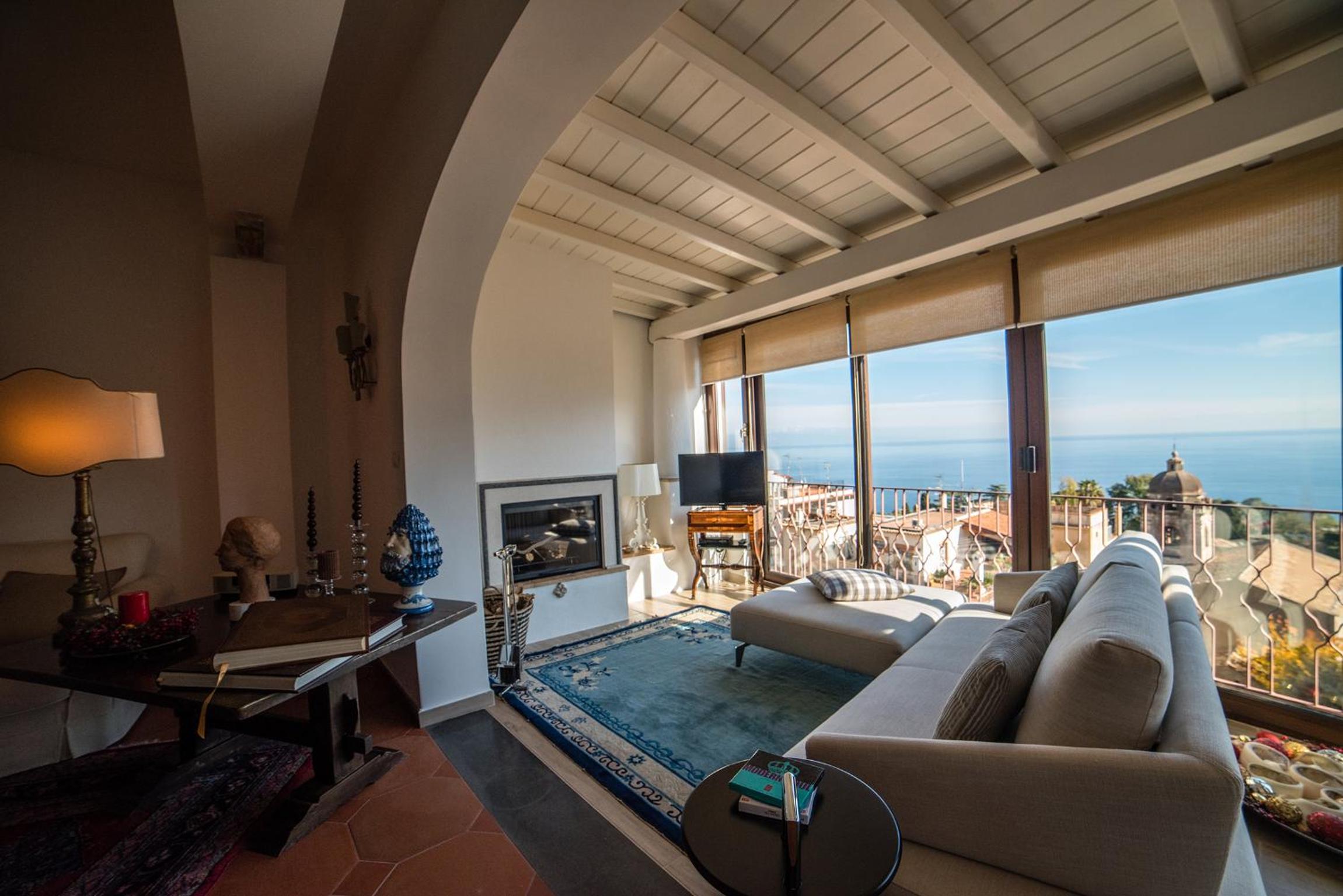Casa Aricò & Shatulle Suites