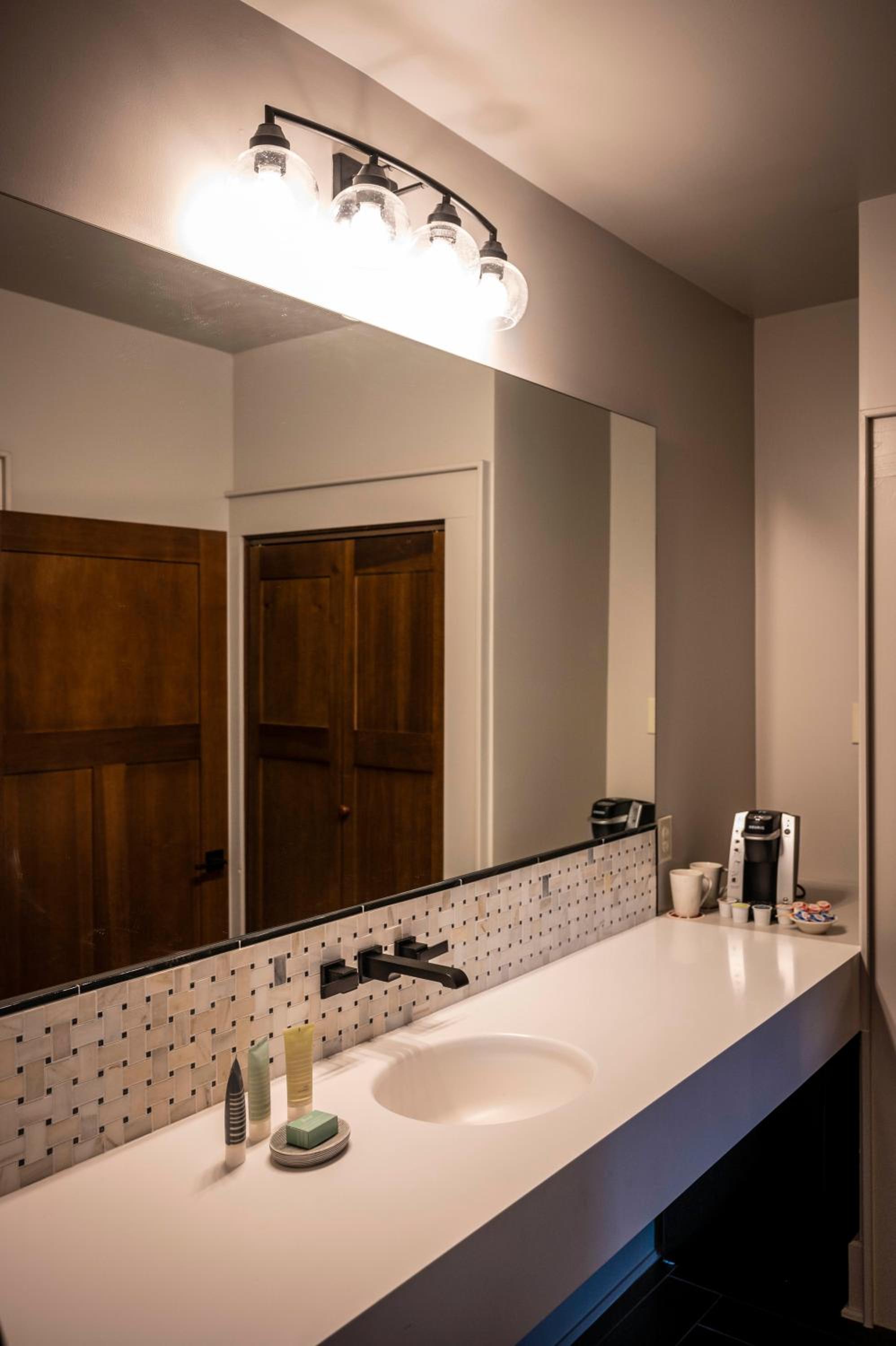 Hotel Broad Ripple