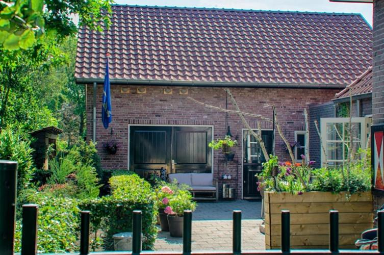Guesthouse Valkenswaard - Property Image 1