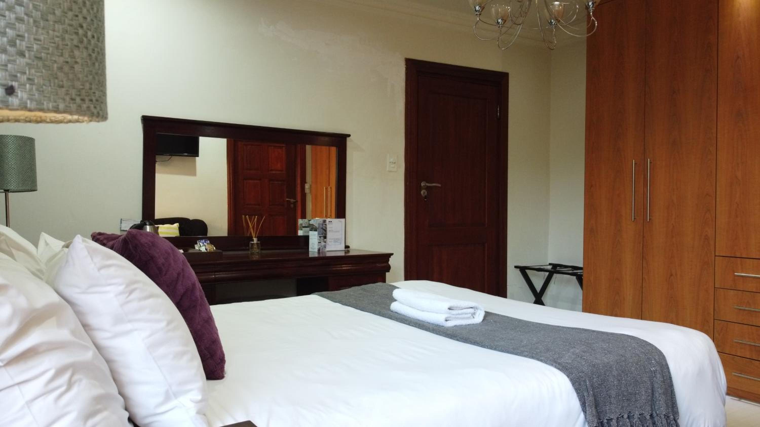 Honolulu Lifestyle Guest Lodge