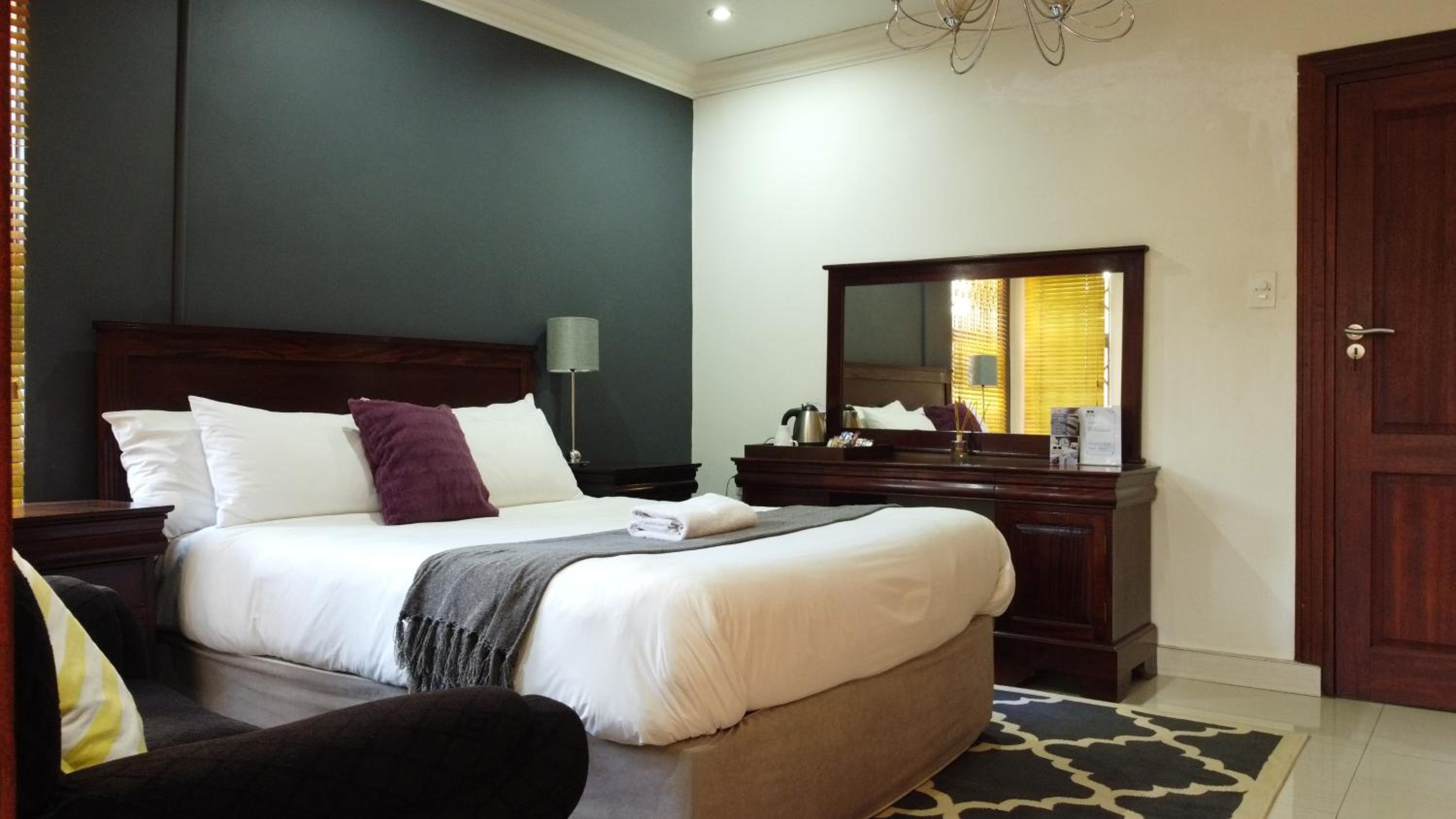 Honolulu Lifestyle Guest Lodge