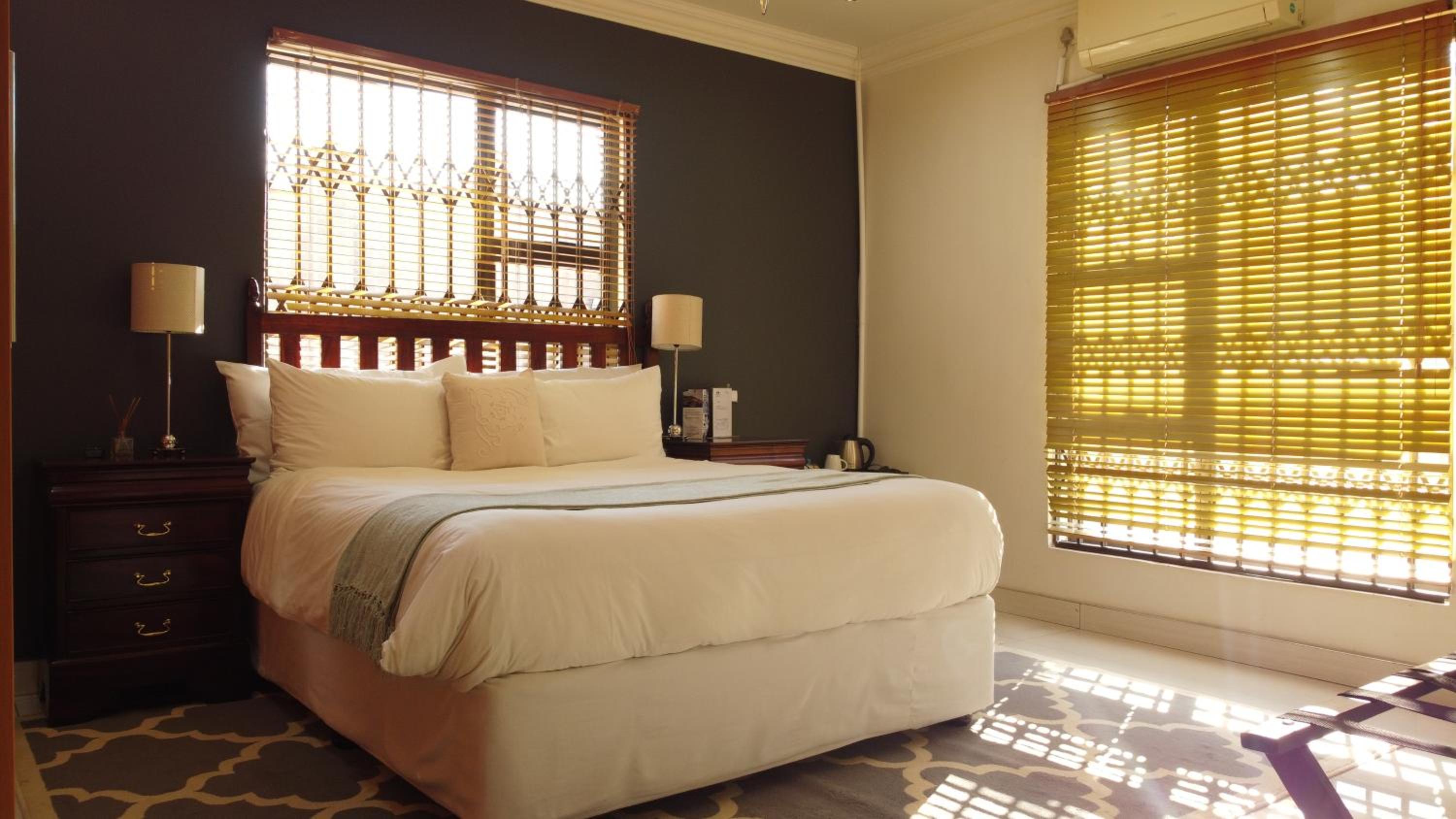 Honolulu Lifestyle Guest Lodge