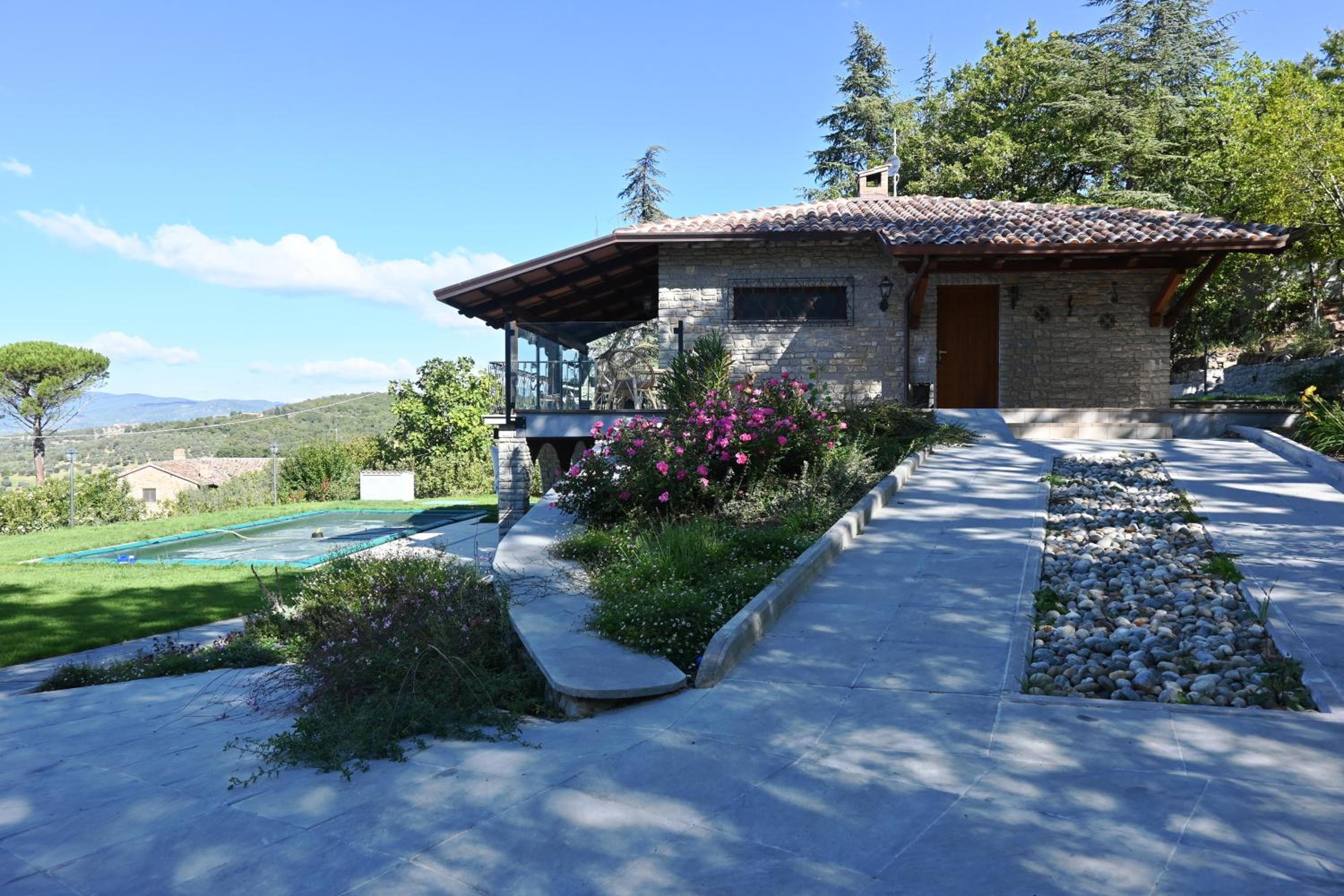 Villa Maria view 4