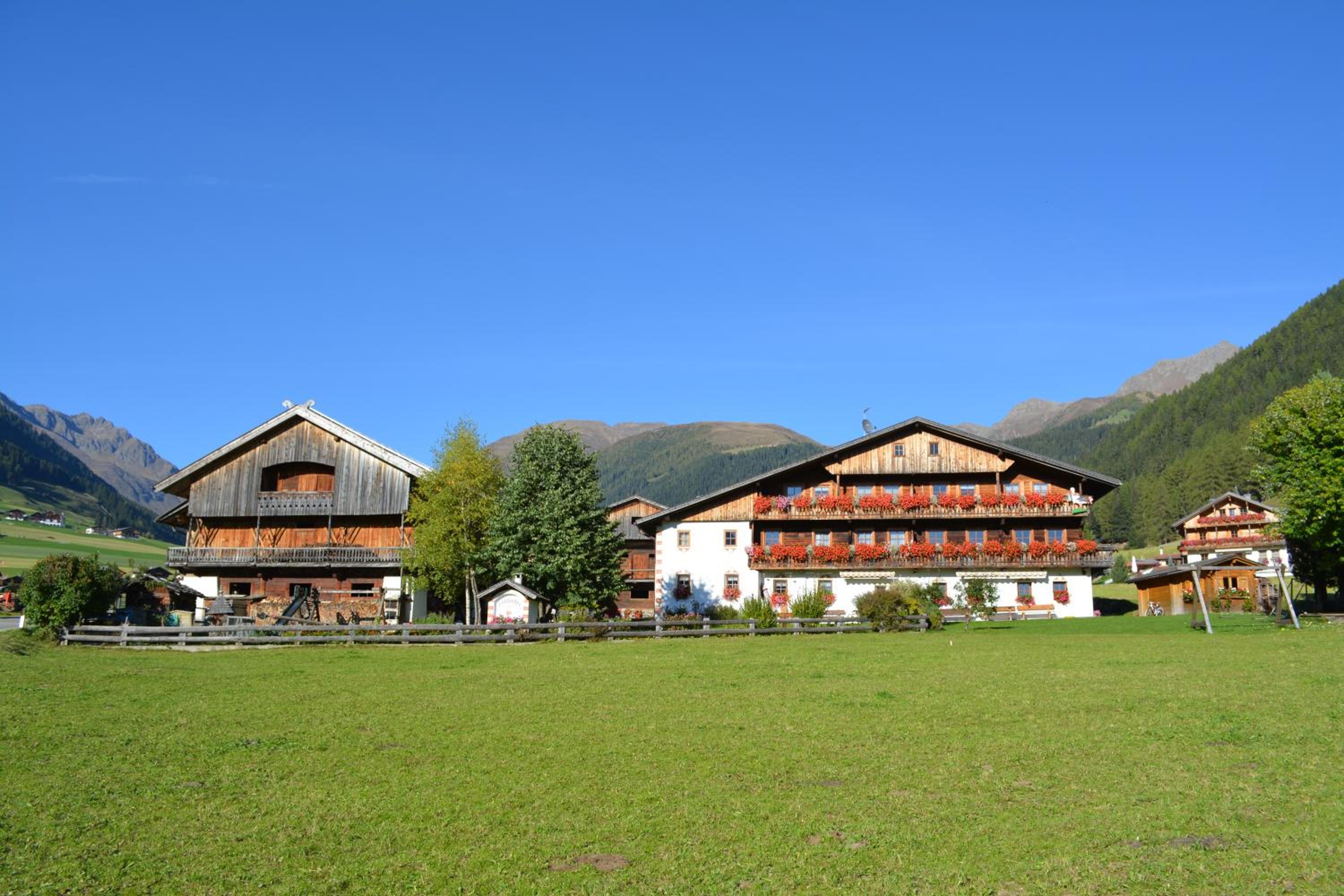 Kradorferhof view 5