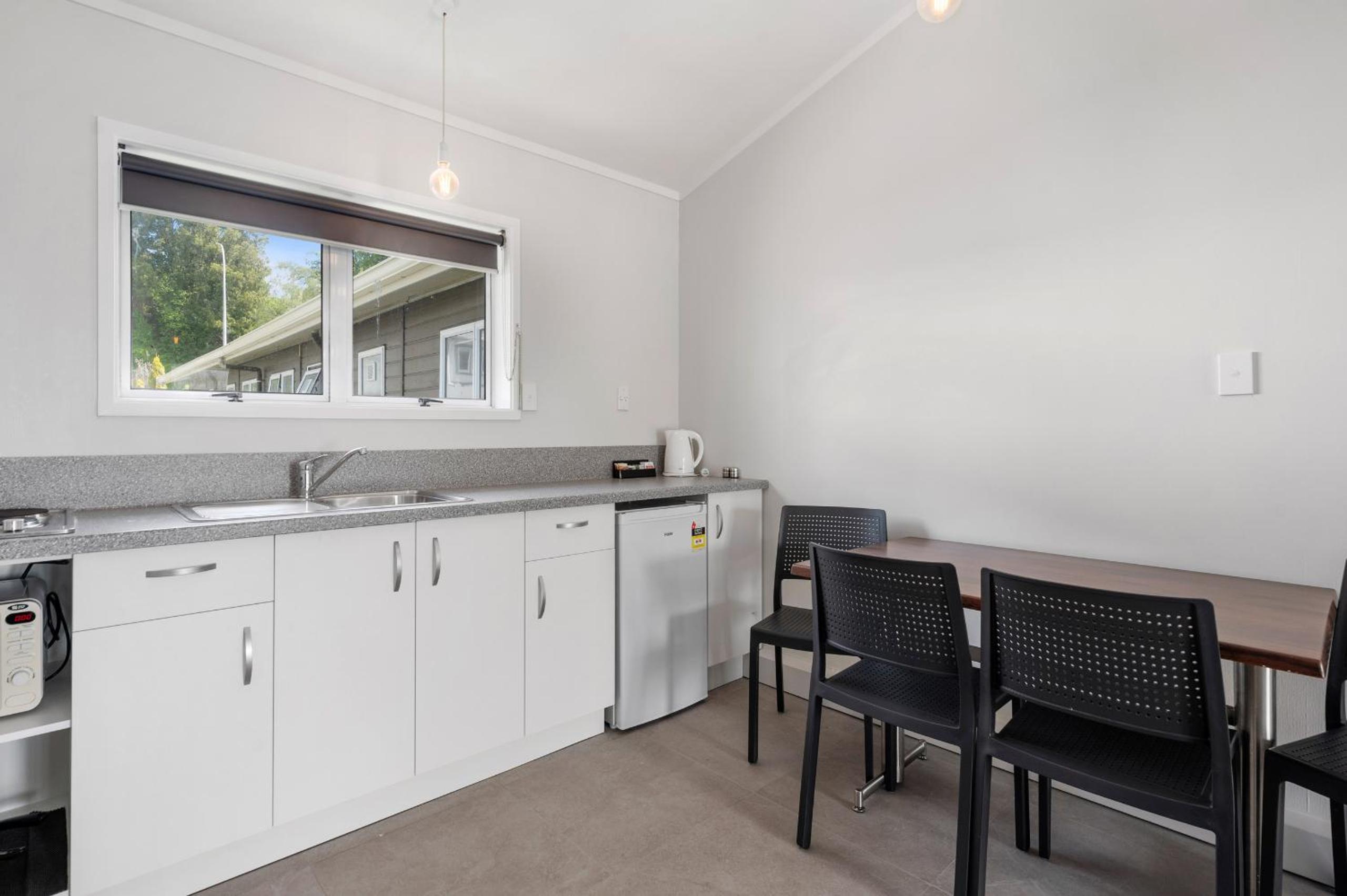 Rotorua Vacations - Lake Lodge Motel Rotorua - Property Image 12