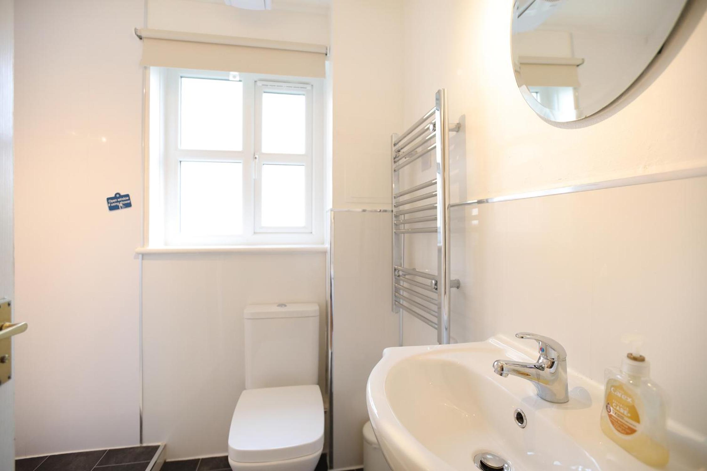 Edinburgh Palace Apartment