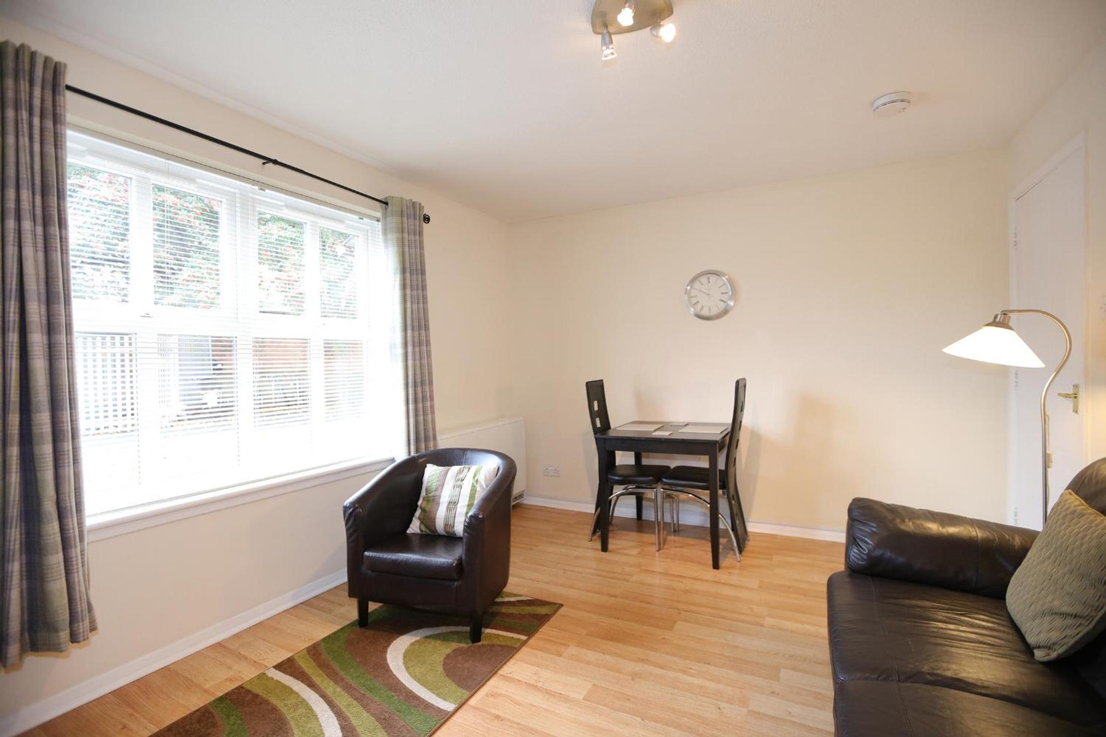 Edinburgh Palace Apartment