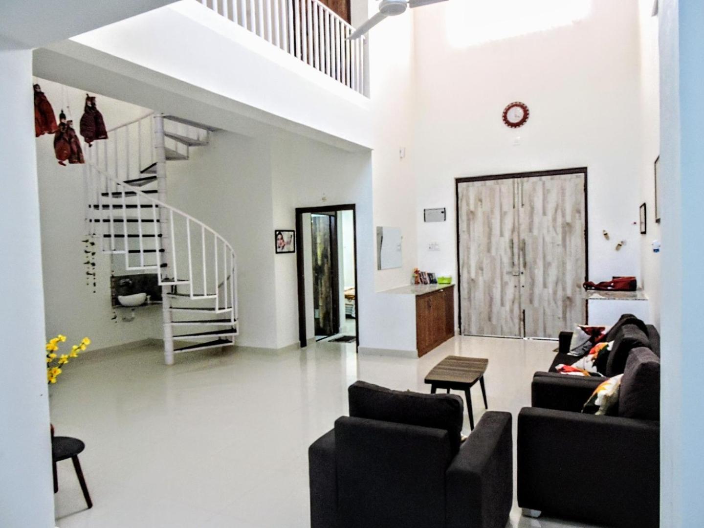 Villa 51 view 2